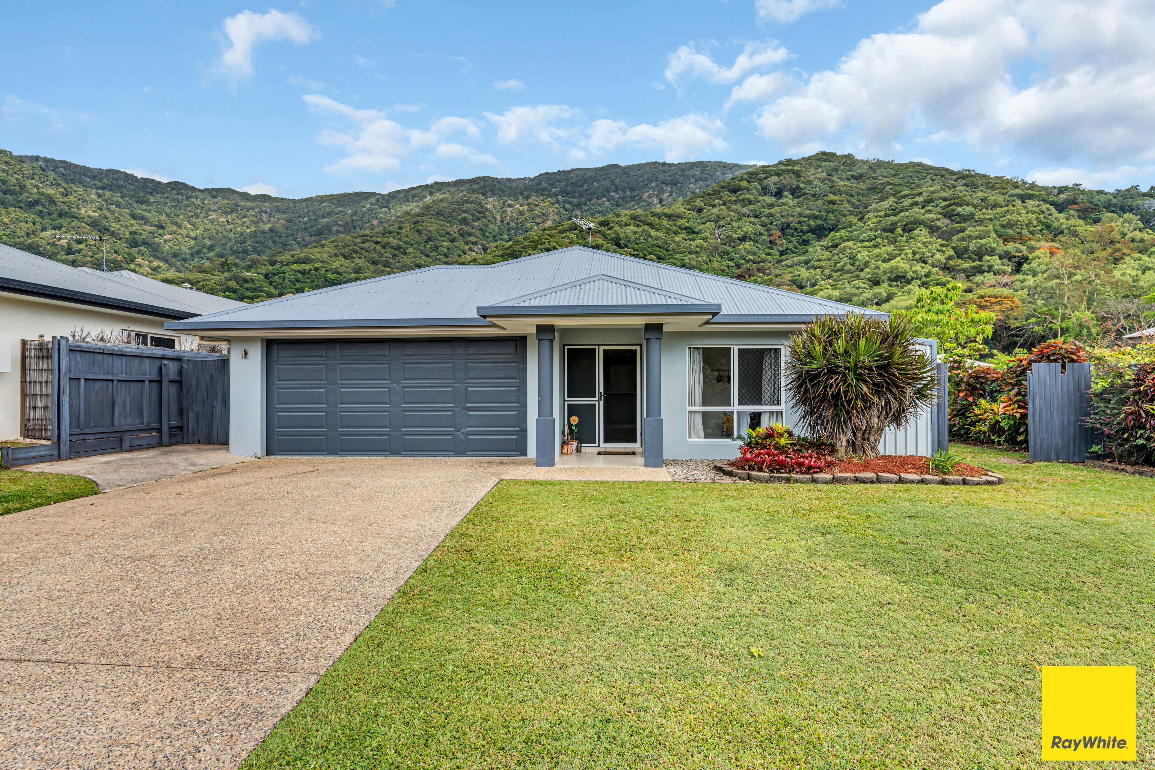 35 Hideaway Close, Palm Cove, QLD 4879