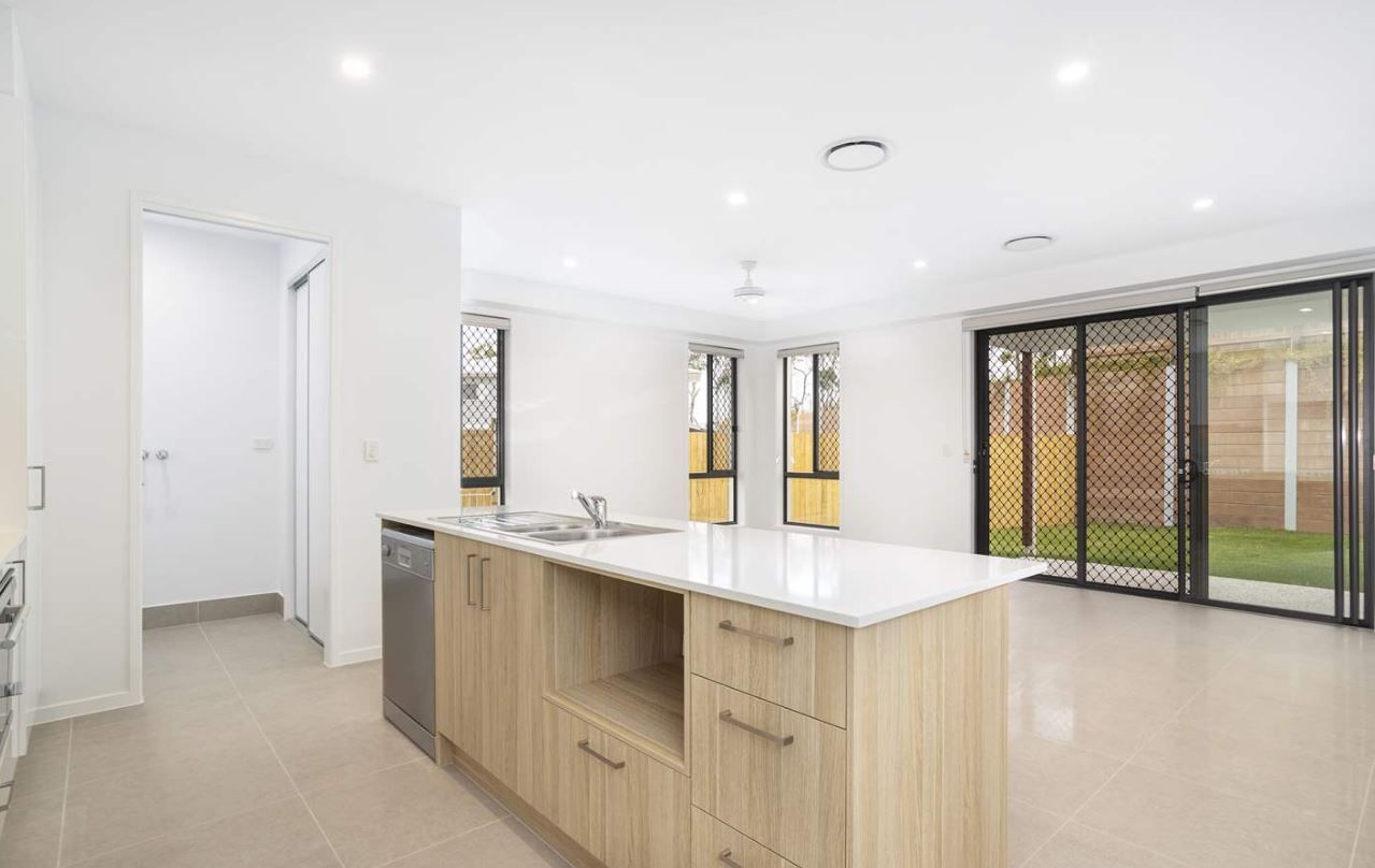 2/19 Kurrajong Circuit, Peregian Springs, QLD 4573