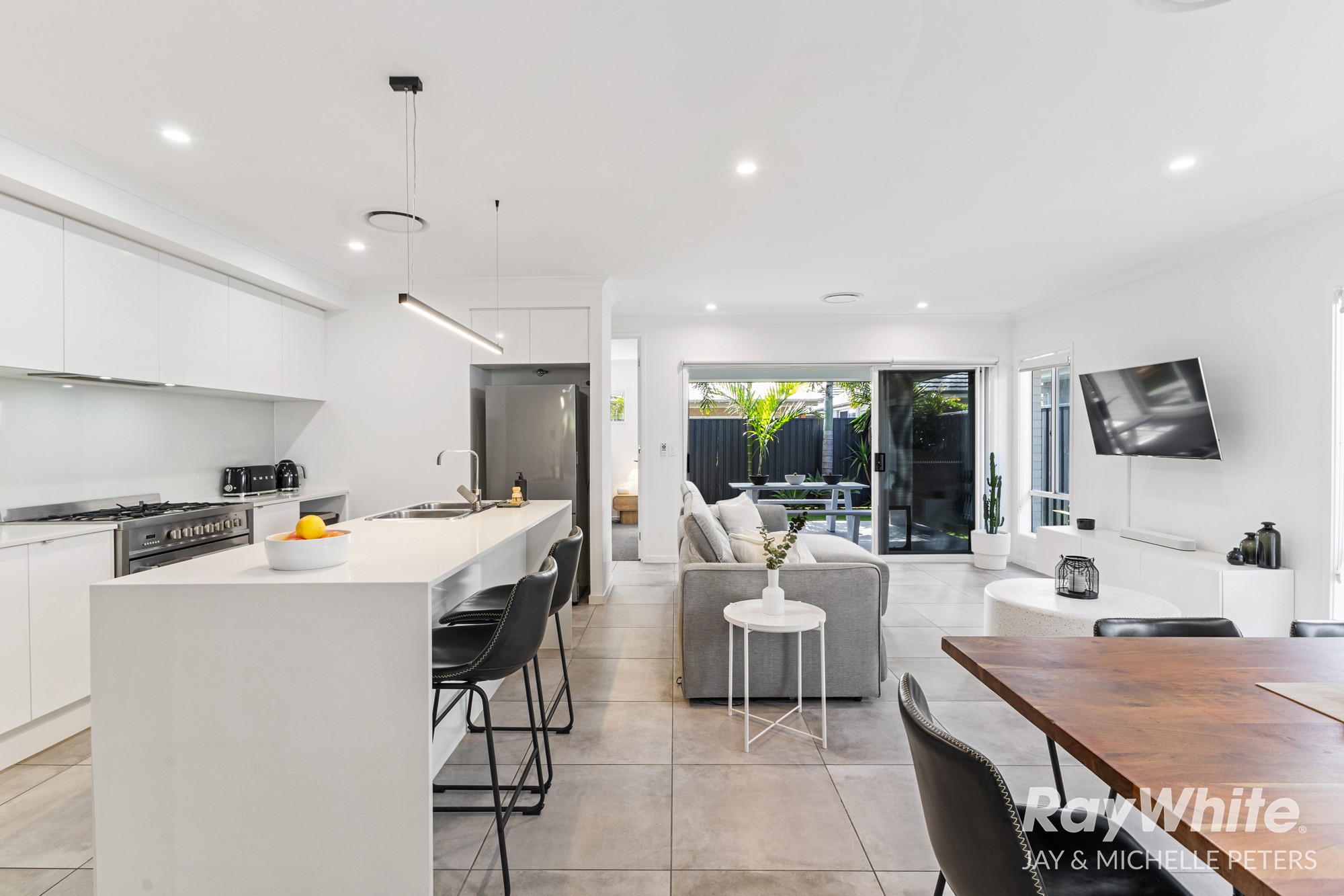 5 Preston Street, Newport, QLD 4020