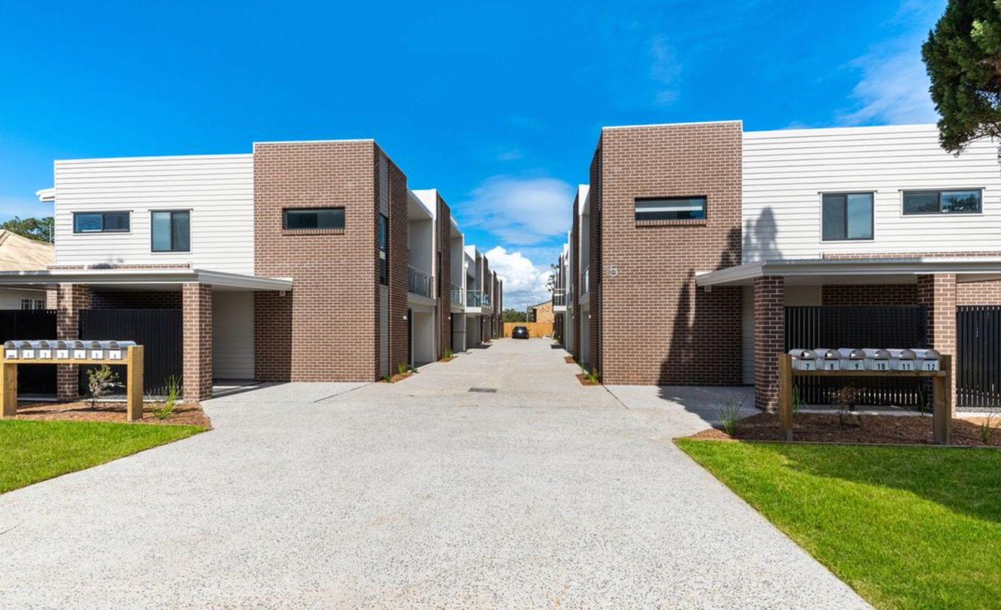 15 Bramble Street, Woody Point QLD 4019