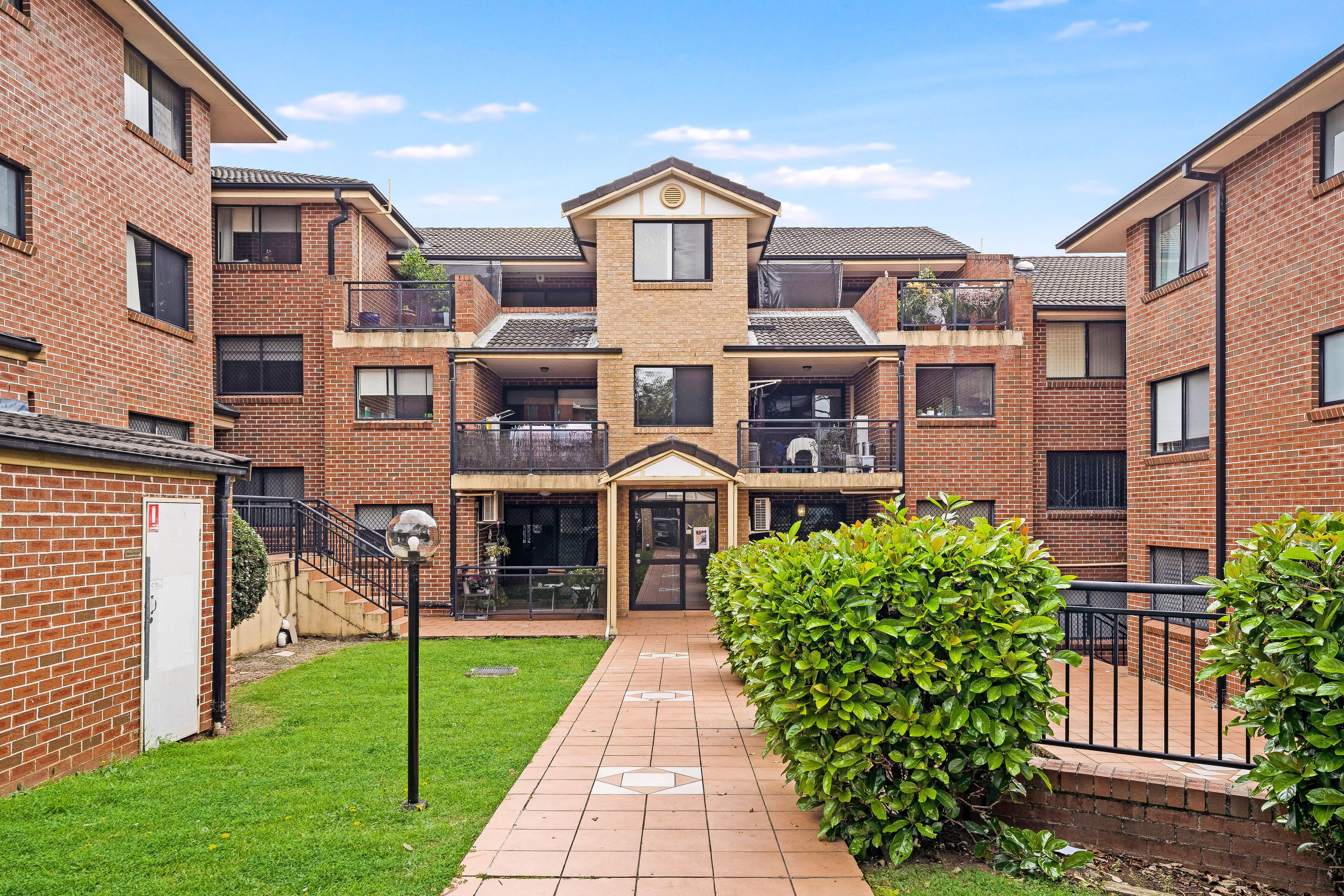 1/2-10 Mulla Road, Yagoona, NSW 2199