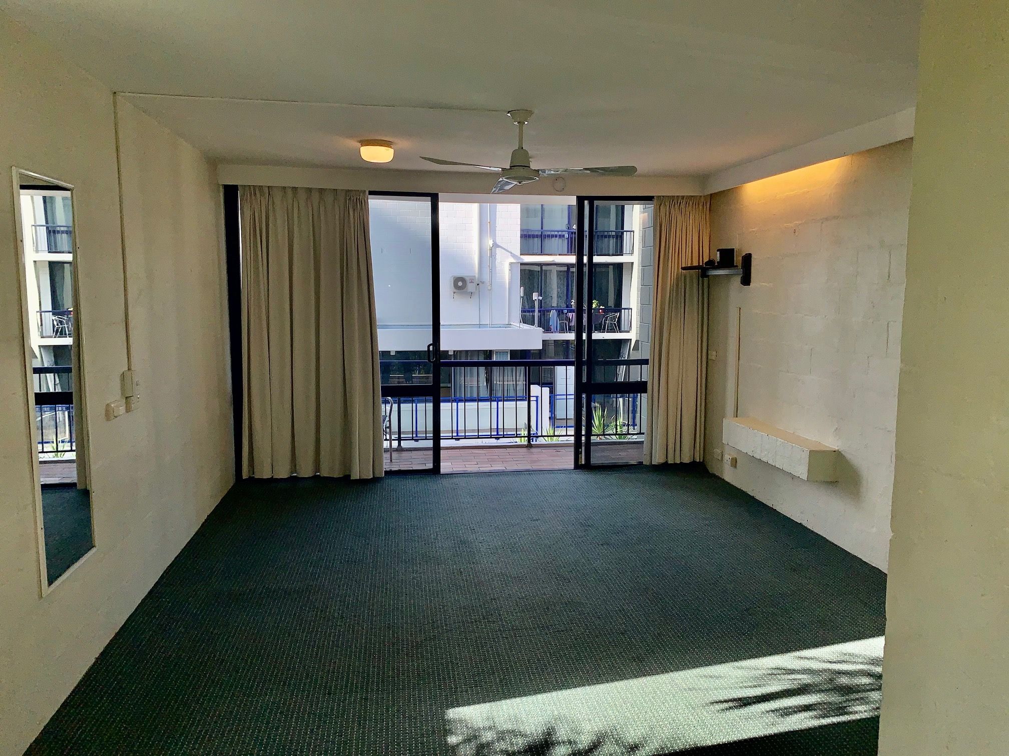 40/2877 Gold Coast Highway, Surfers Paradise, QLD 4217