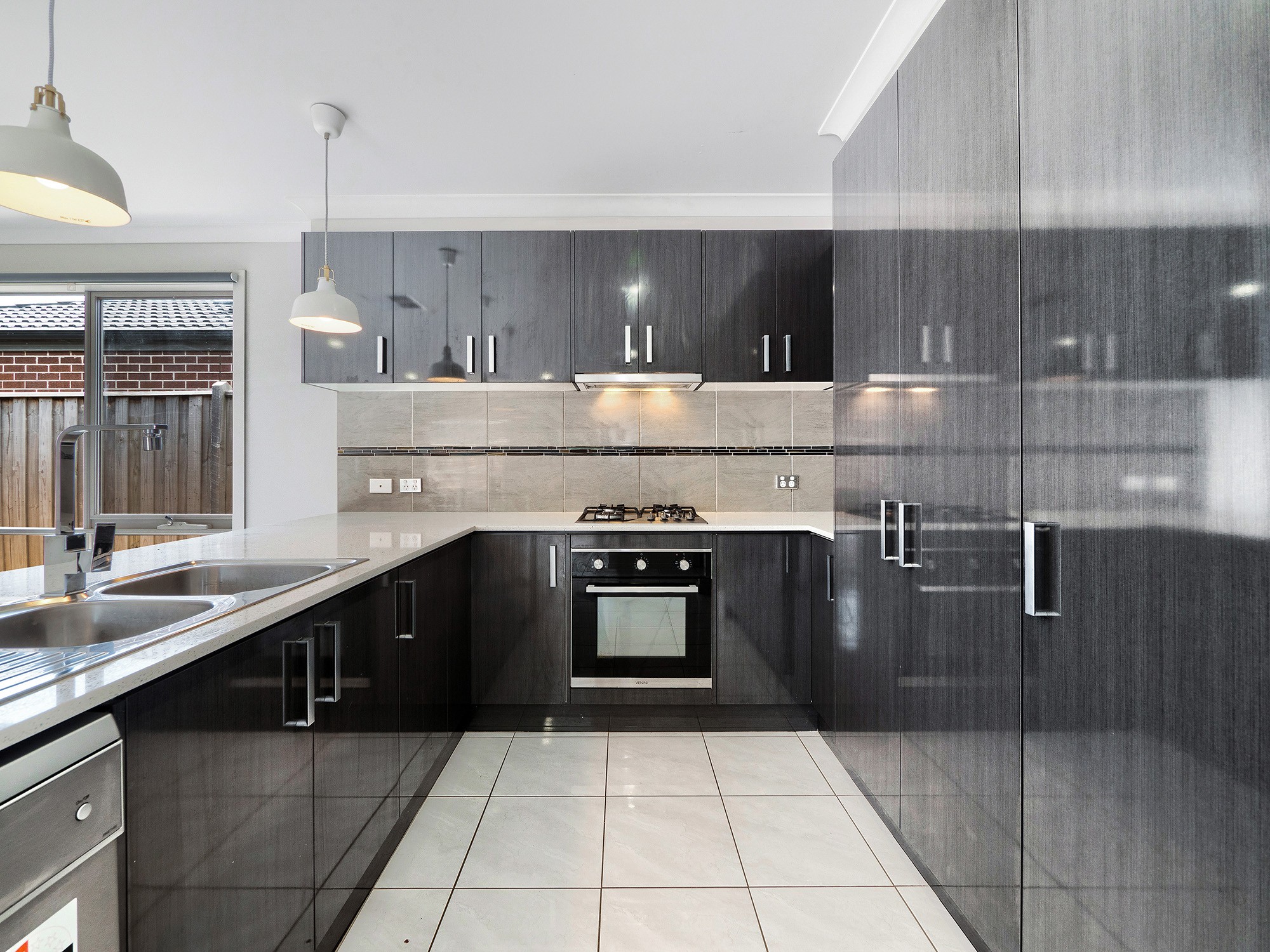 20 Rainford Crescent, Lyndhurst, VIC 3975