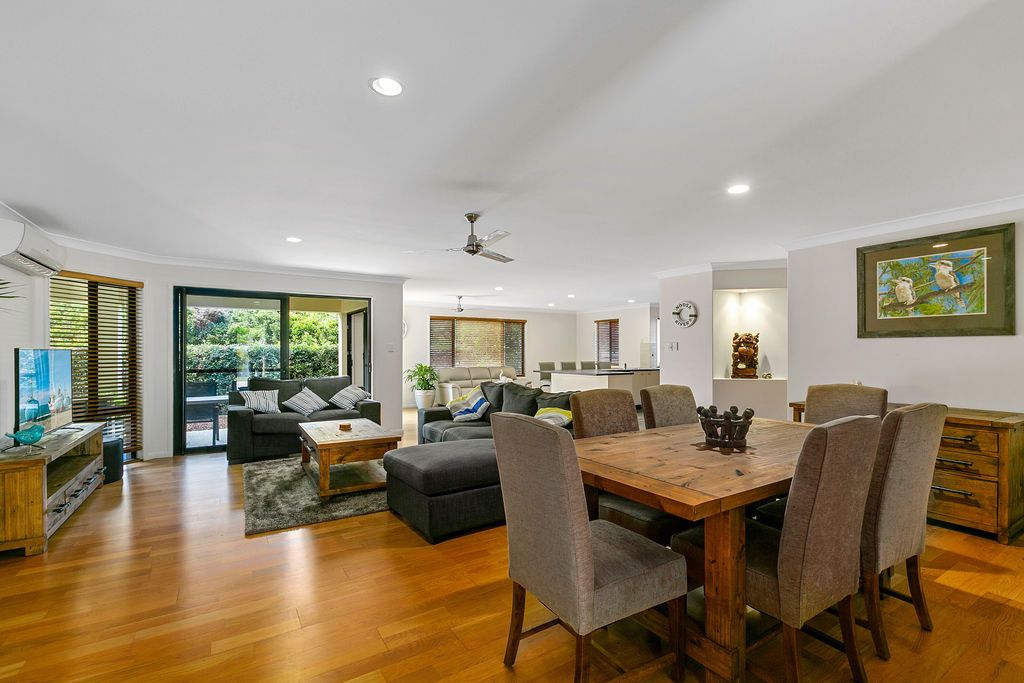 11 Pennant Court, Peregian Springs QLD 4573