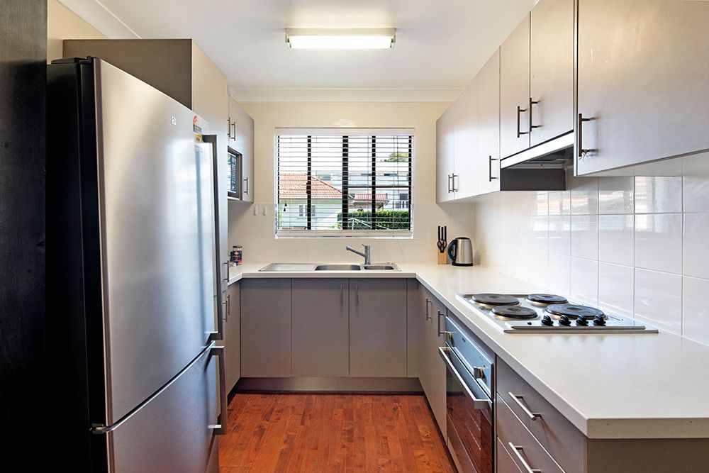 2/90 Plimsoll Street, Greenslopes, QLD 4120