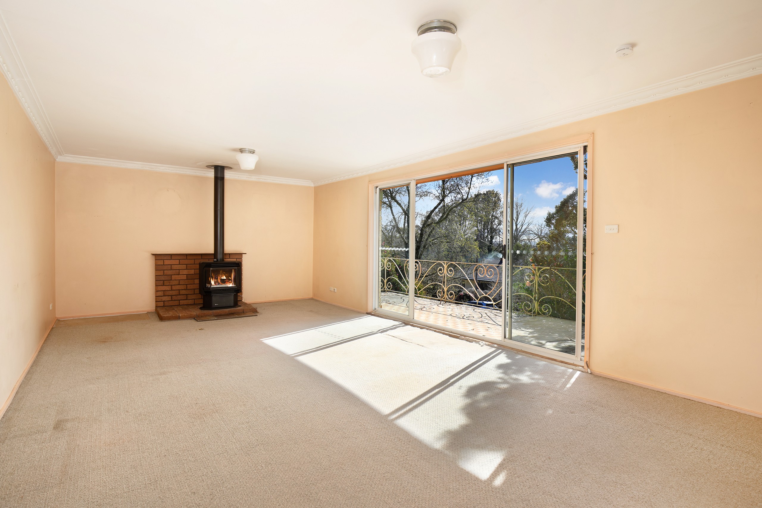 8-10 Neate Avenue, Blackheath, NSW 2785