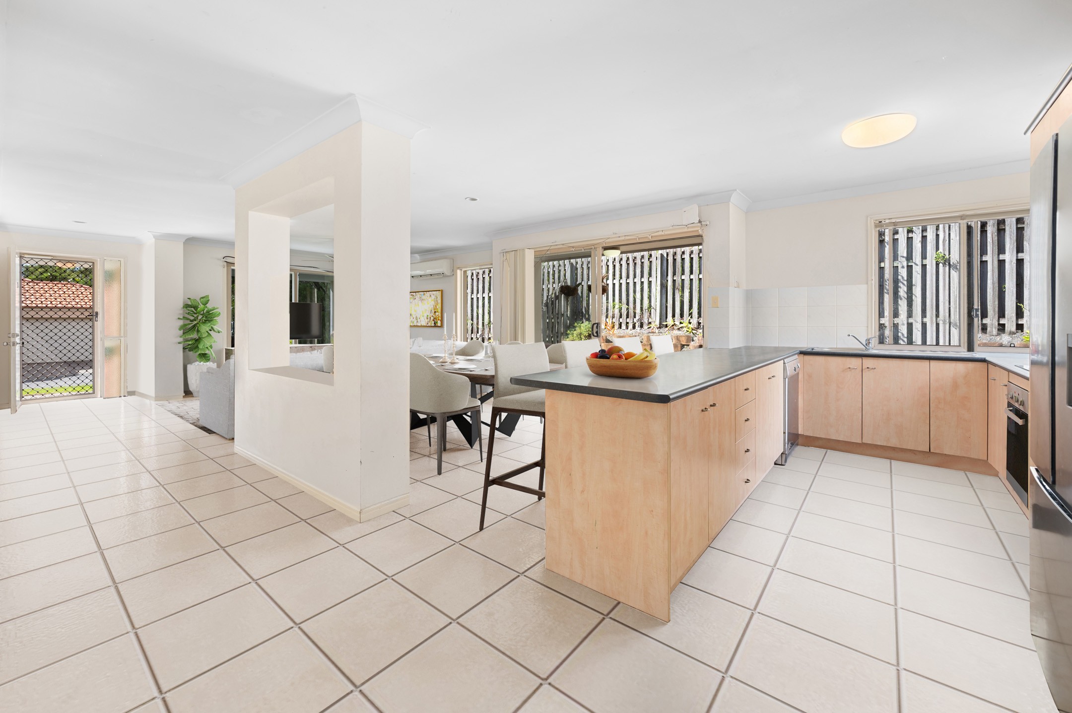 10/1-5 Studio Drive, Pacific Pines, QLD 4211