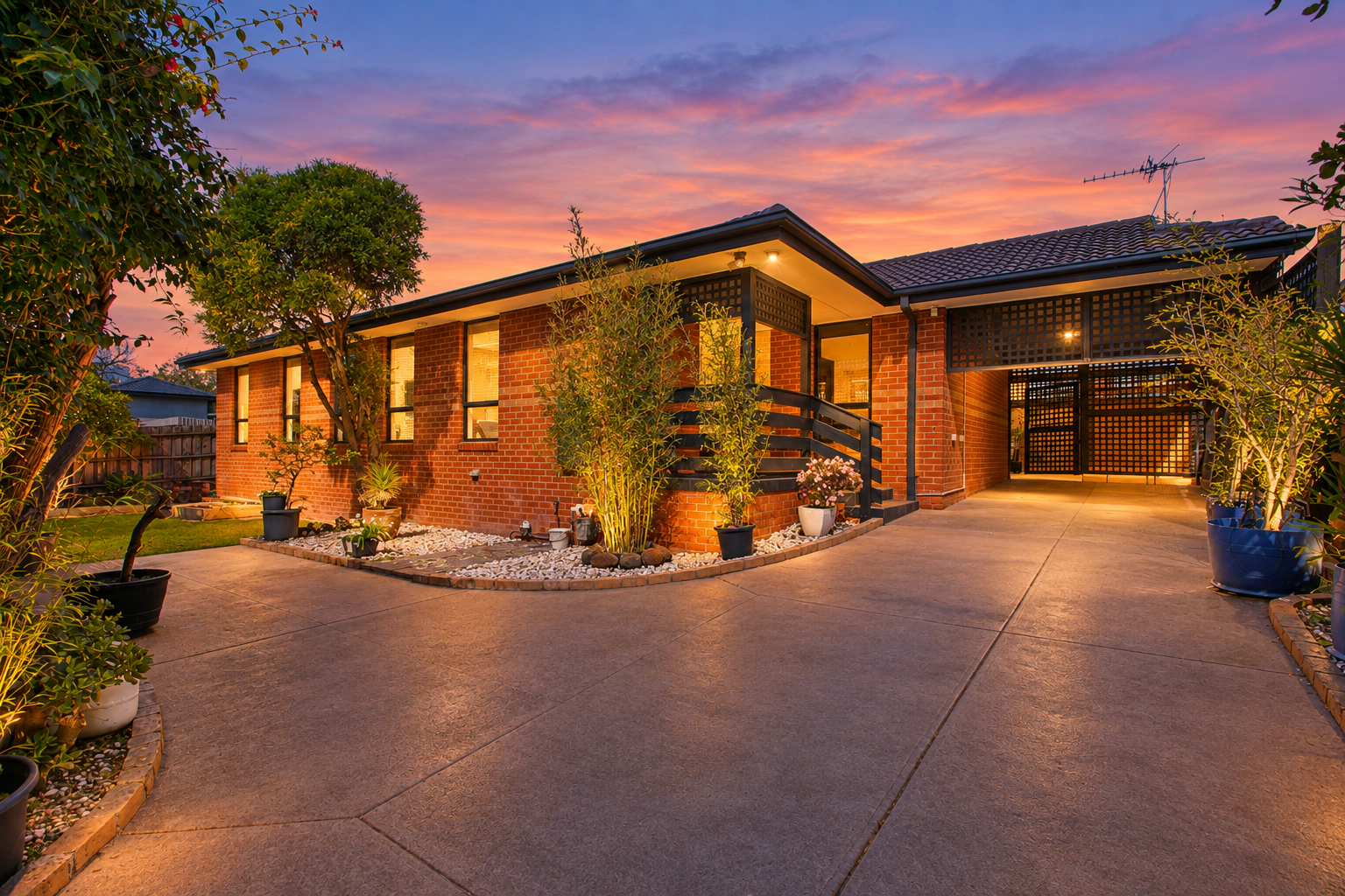2/33 Mccomas Street — photo from Ray White Reservoir