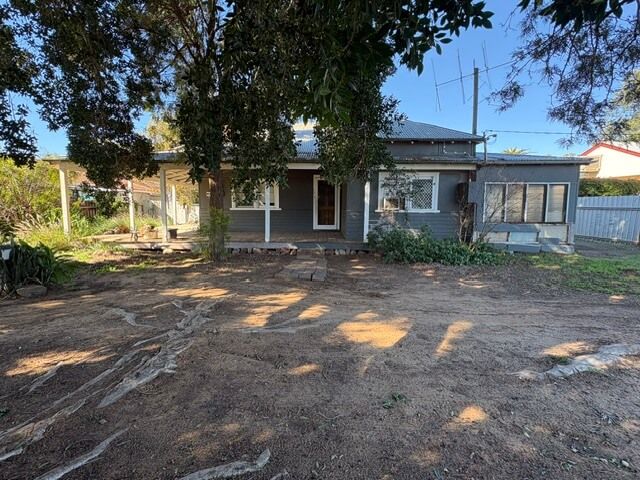 50 Hoskins Street — photo 16 of 16