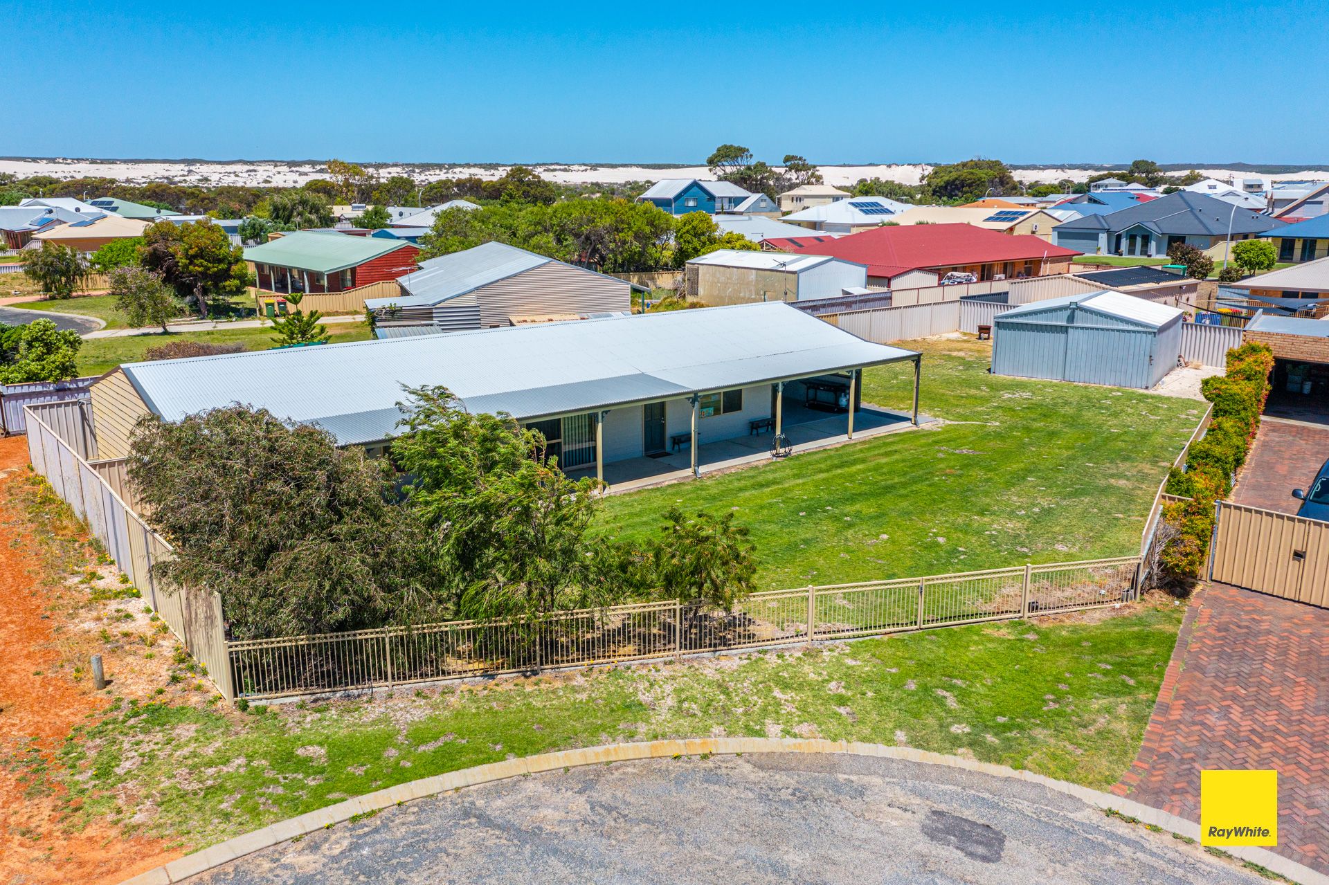 8 Lawrence Place, Lancelin WA 6044