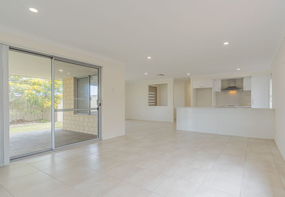 23 Hokitika Drive, Dudley Park, WA 6210