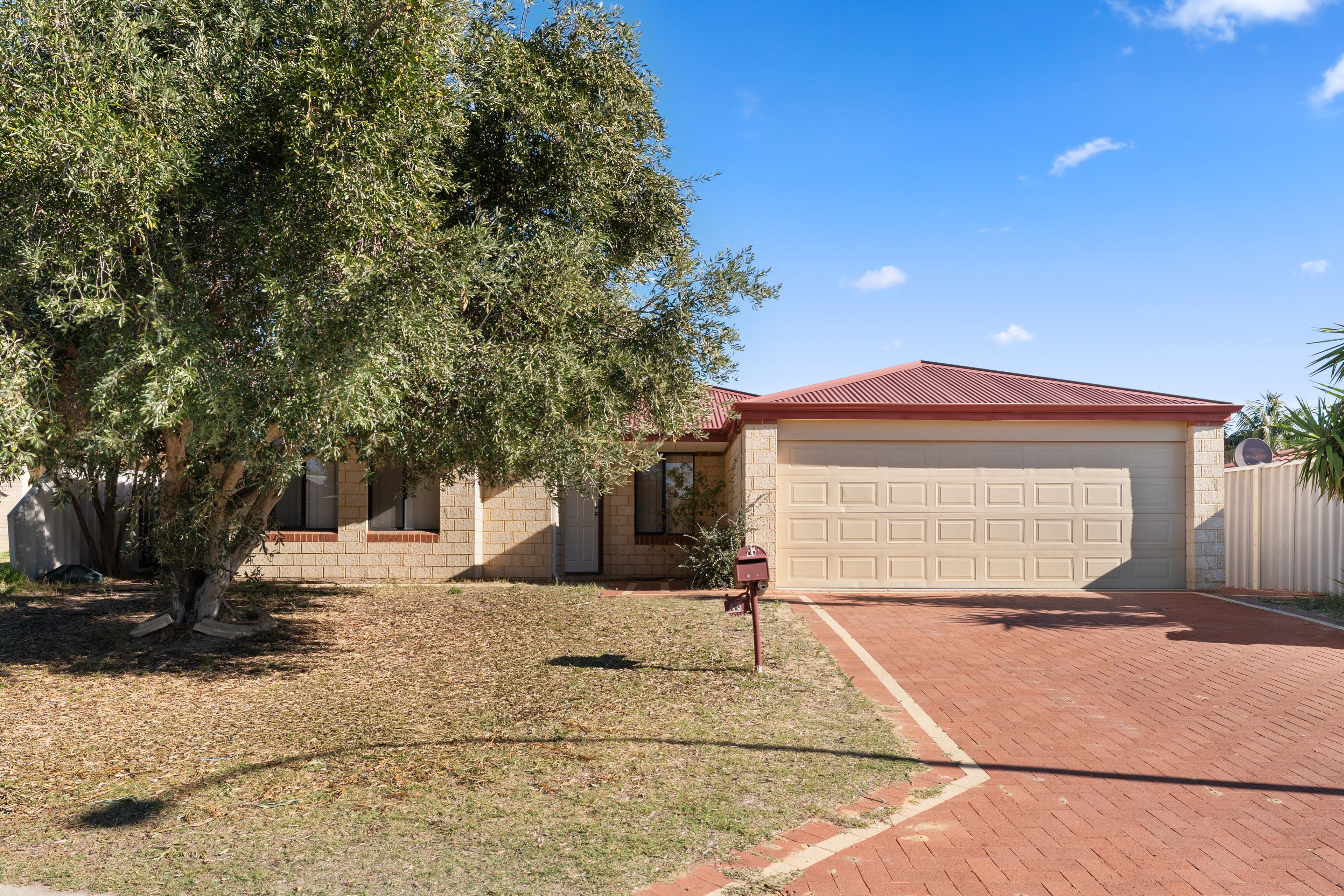 45 Teraglin Way, Warnbro WA 6169