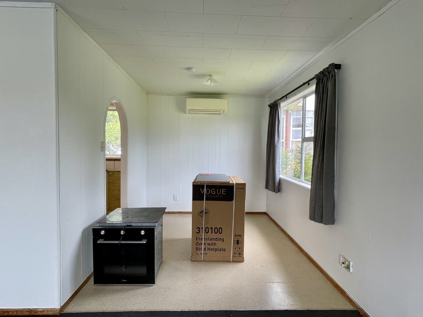 64 Chilcott Road, Henderson, Waitakere City