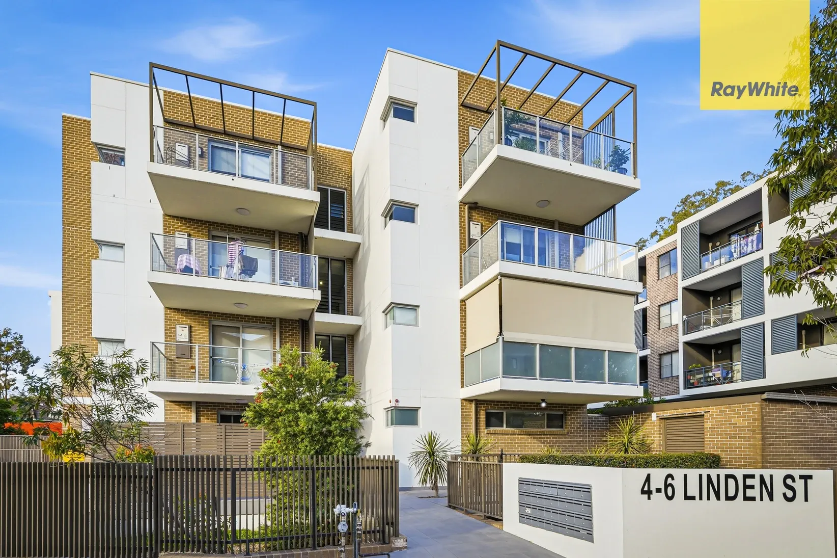 10/4-6 Linden Street, Toongabbie, NSW 2146
