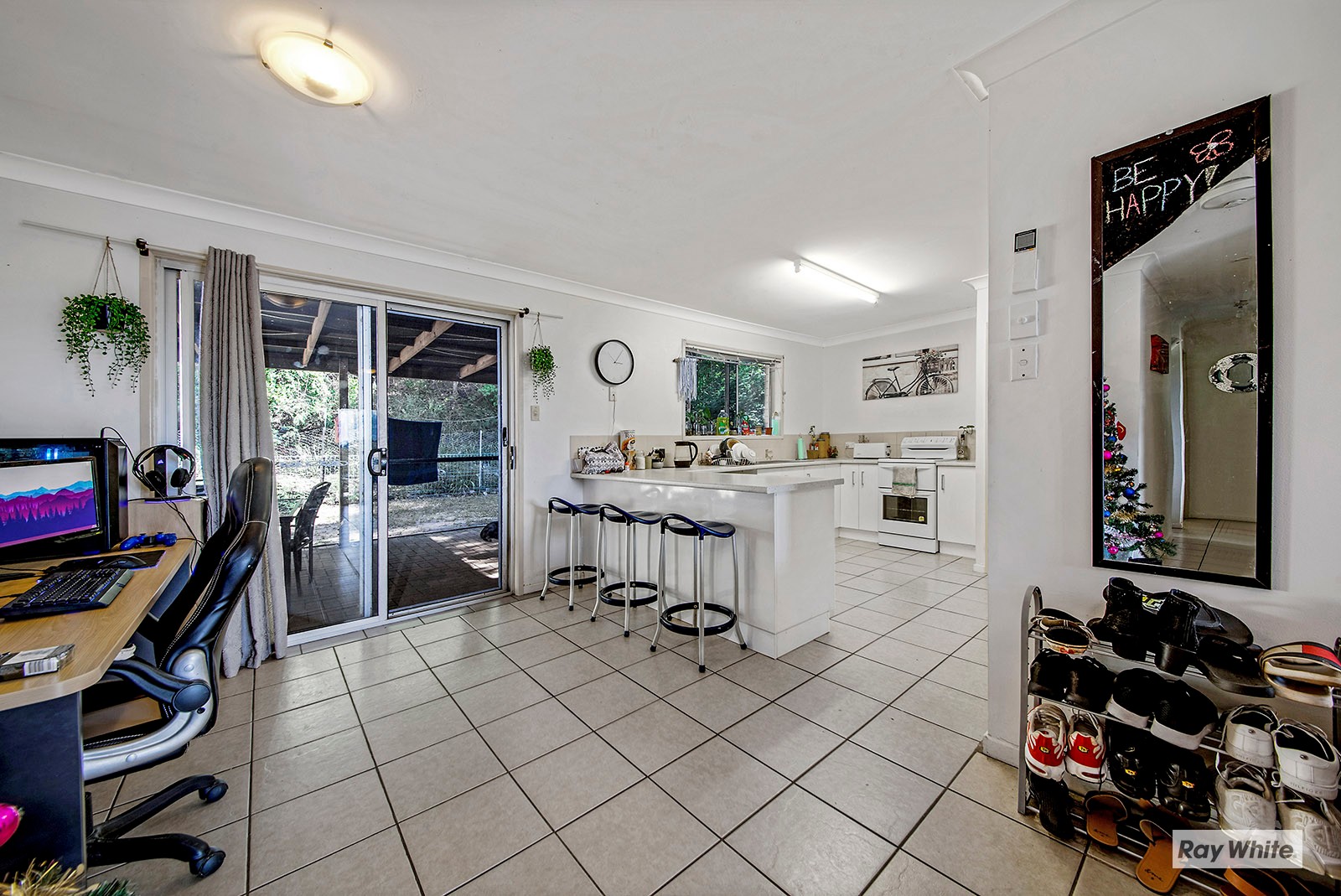 16 Athena Avenue, Barlows Hill, QLD 4703