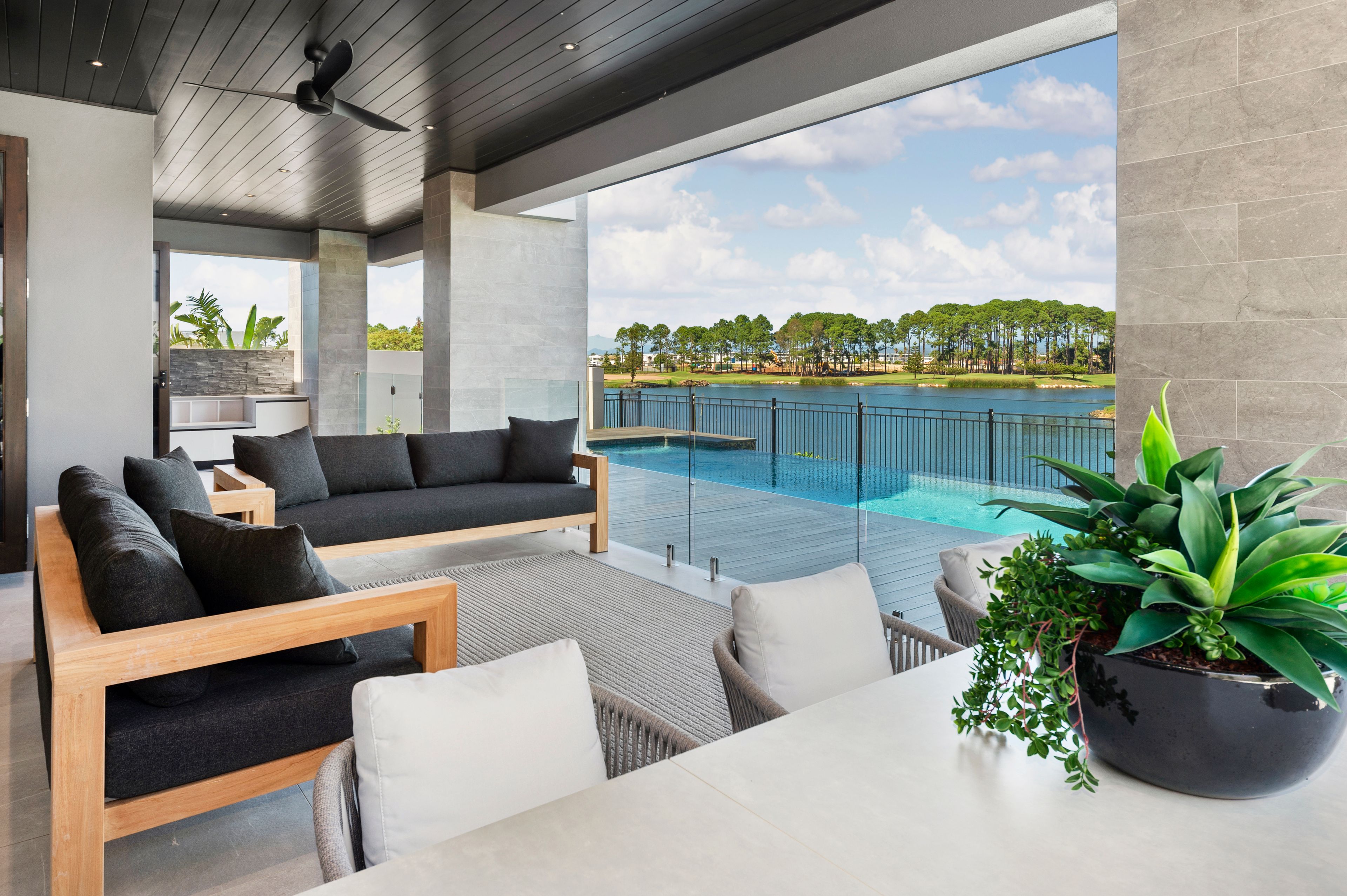 1835 Pinehurst Drive, Sanctuary Cove, QLD 4212