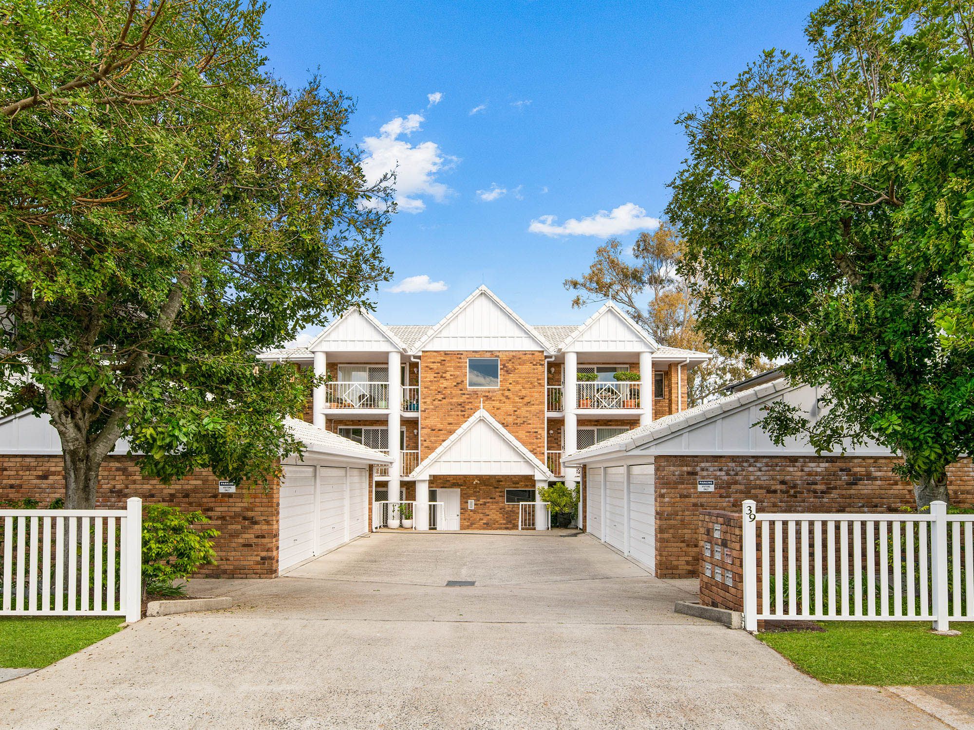 39 Belgrave Street, Balmoral QLD 4171