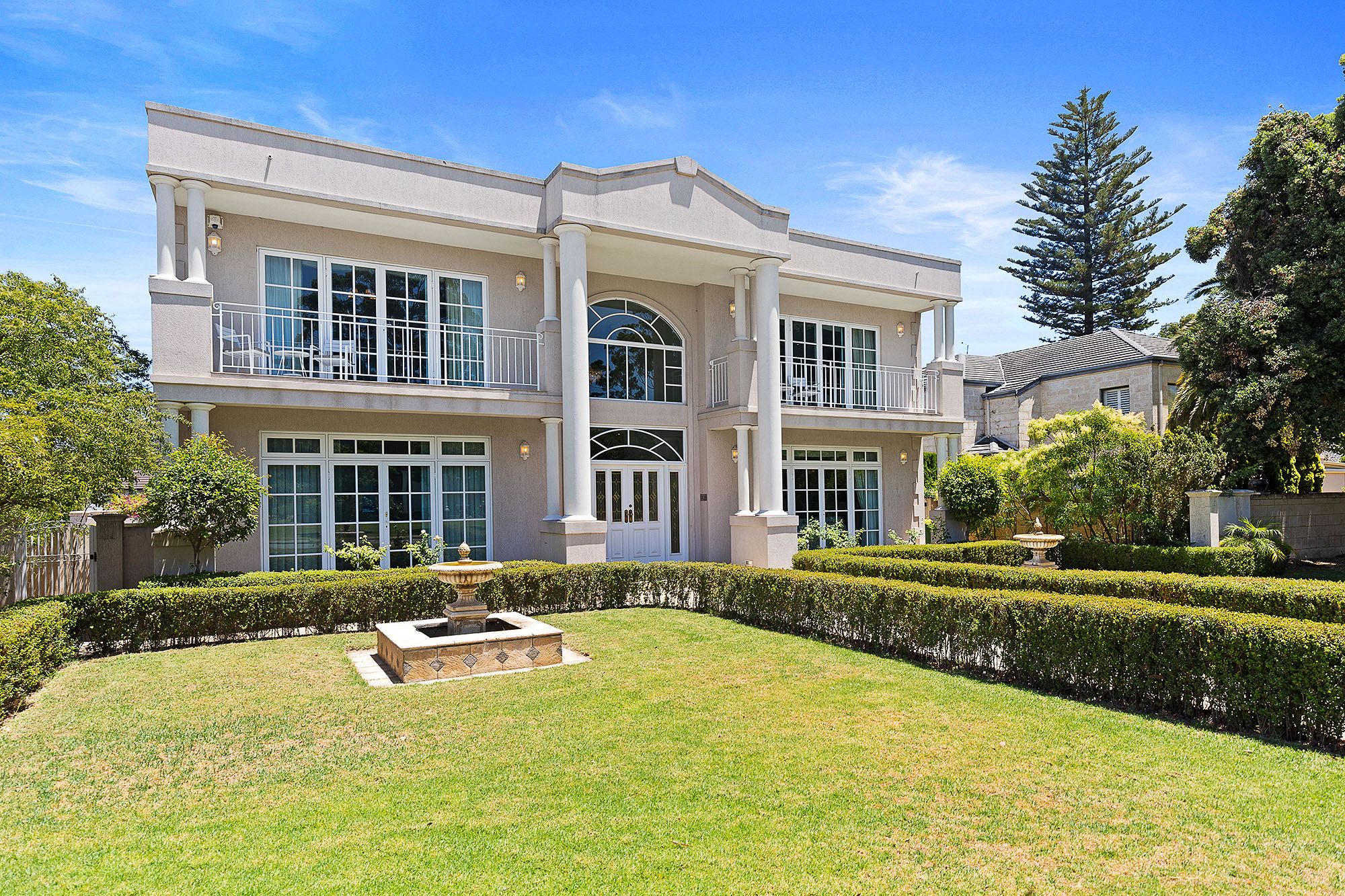 2 Sadlier Street, Dalkeith, WA 6009