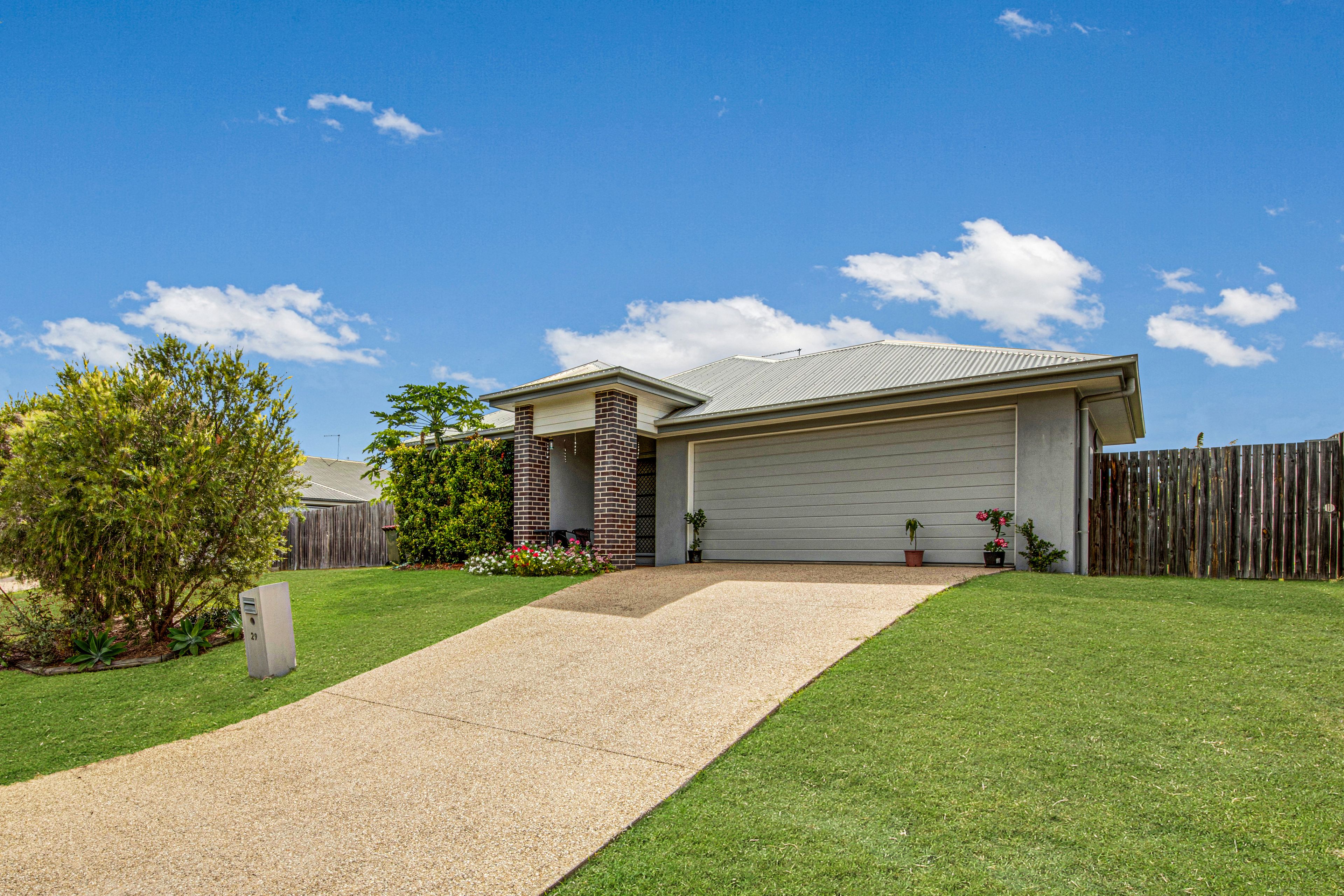 29 Parkway Crescent, Kirkwood, QLD 4680 Sold House Ray White Gladstone