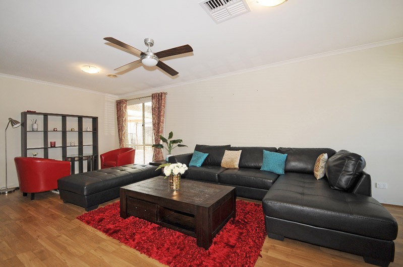 14 Danita Way, Cranbourne West, VIC 3977