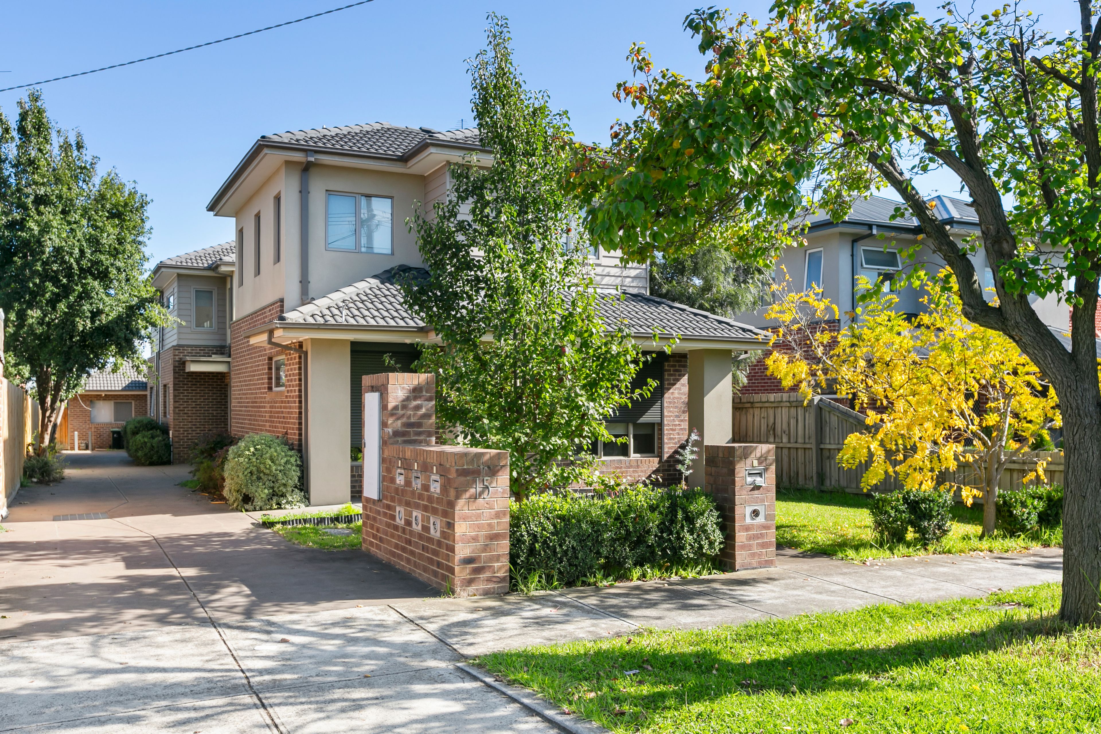 2/15 Compton Street, Reservoir, VIC 3073
