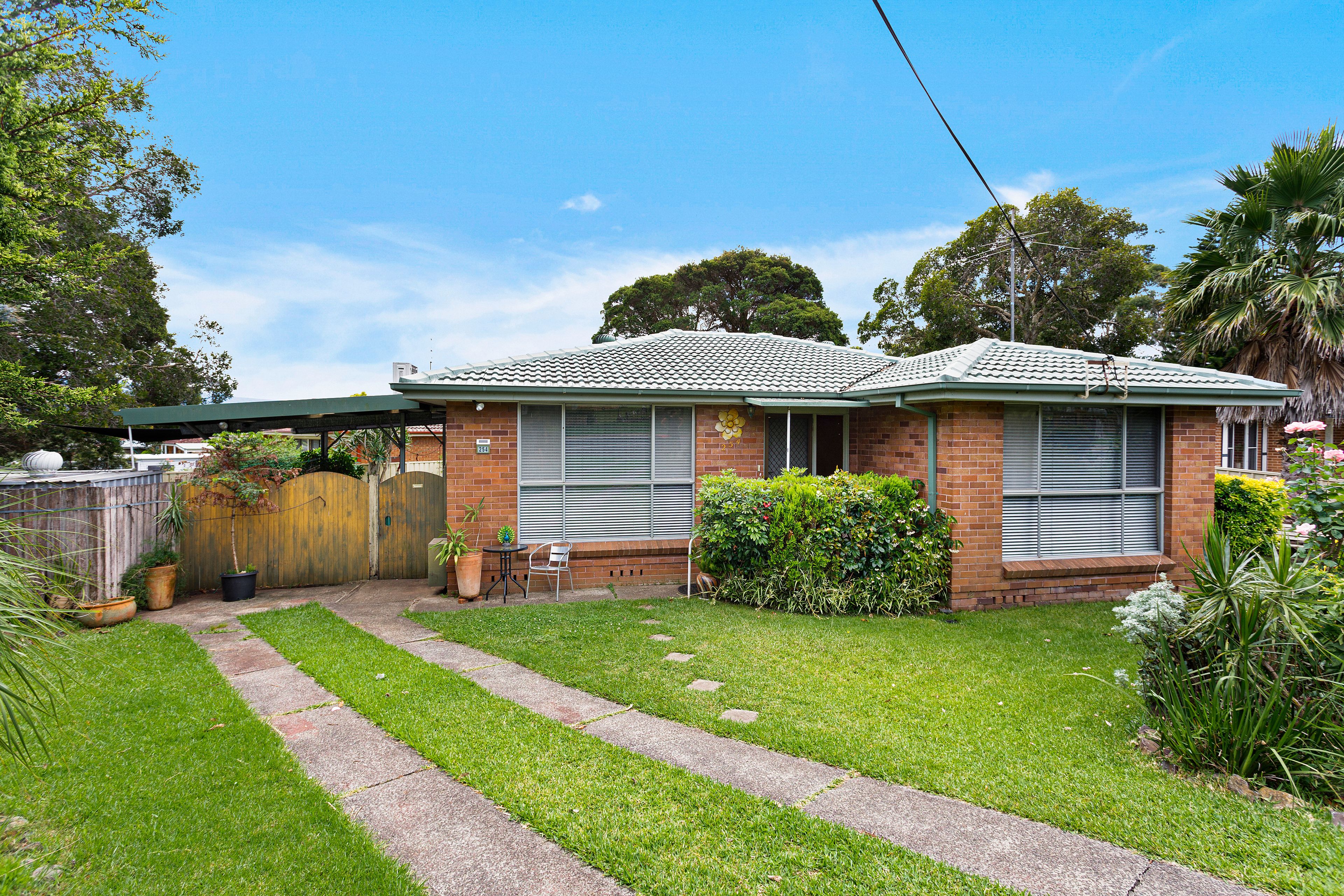 254 Tongarra Road, Albion Park, NSW 2527 Sold House Ray White