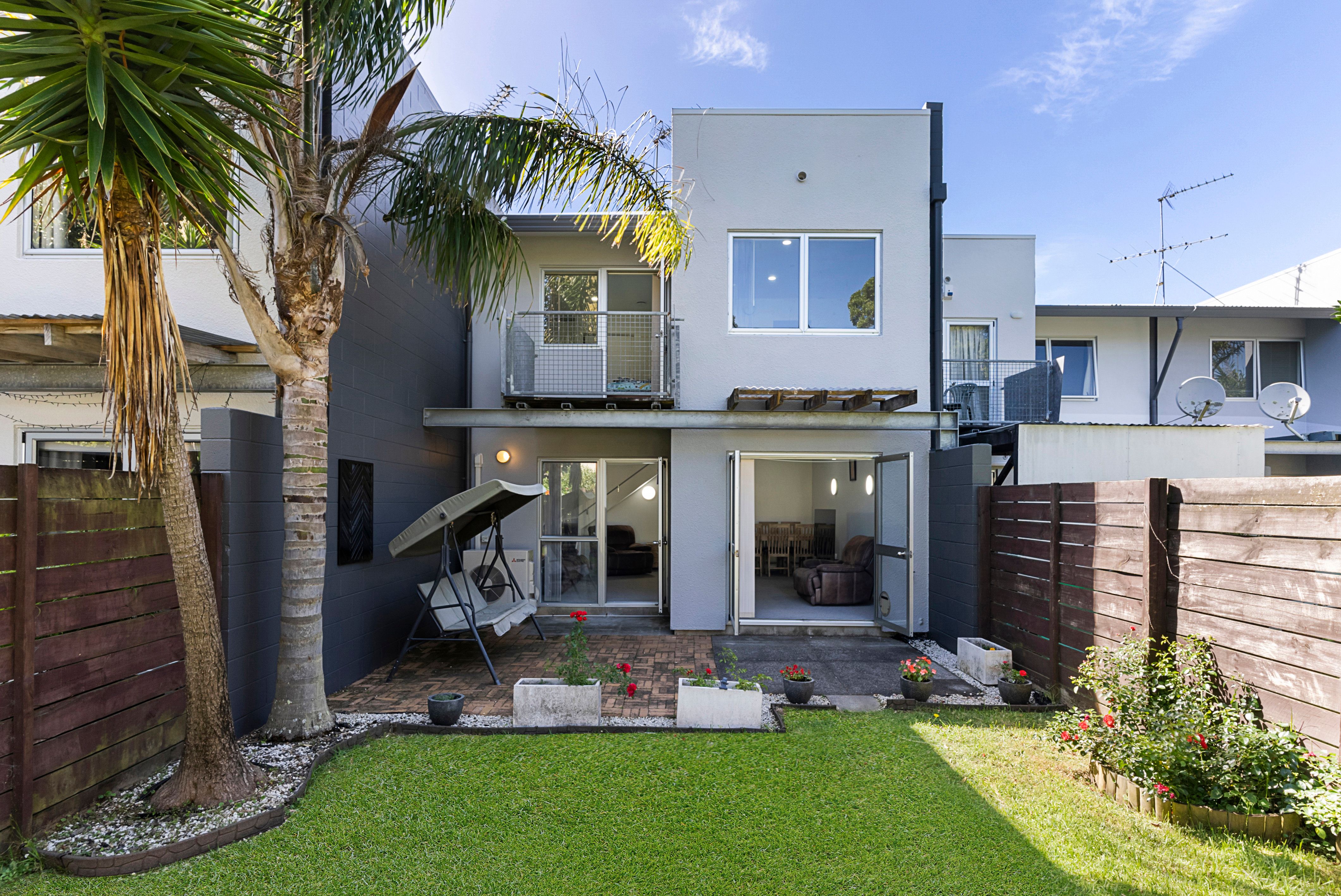 17/8 Eaglehurst Road, Ellerslie, Auckland City 1051 - Sold Townhouse ...