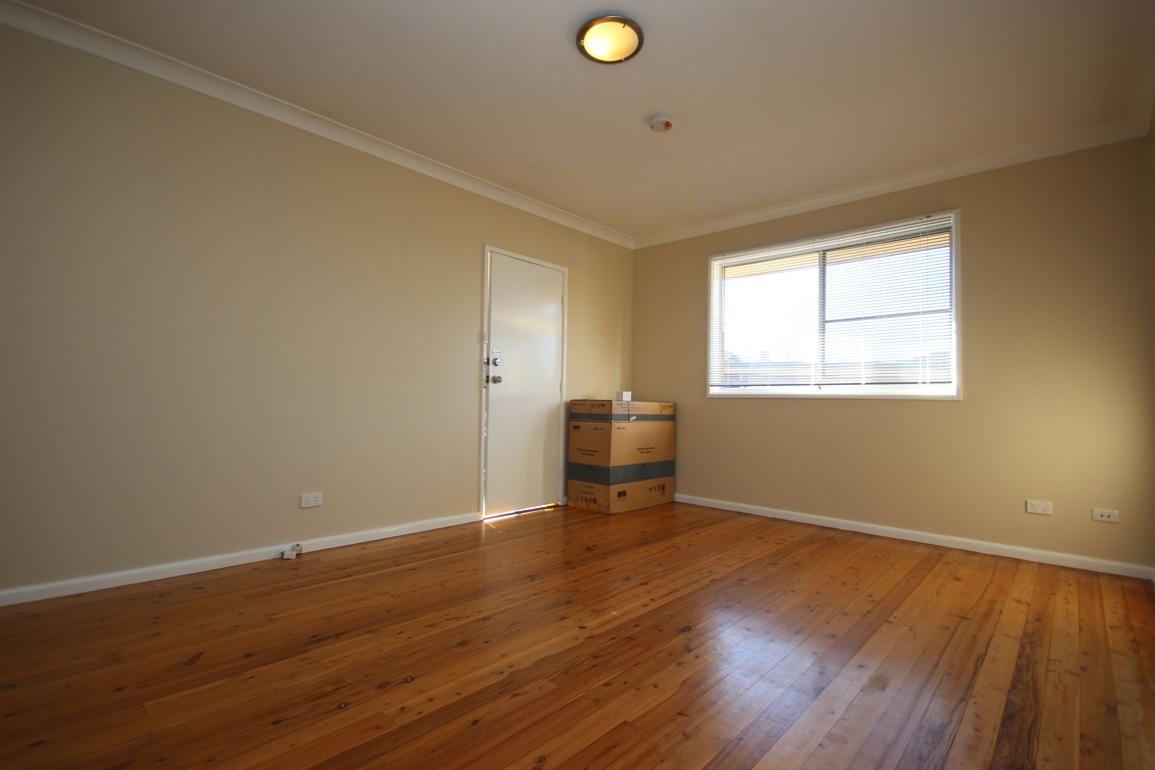 2/10 Clare Street, Glendale, NSW 2285