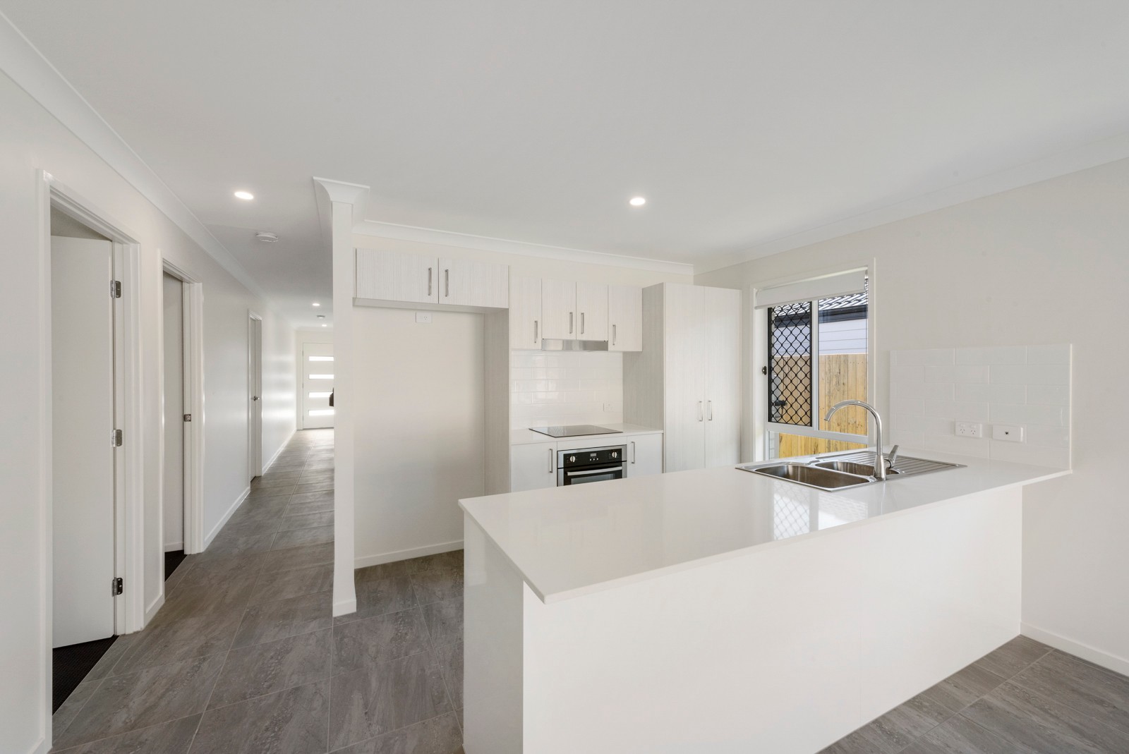27 Eileen Court, Logan Reserve, QLD 4133