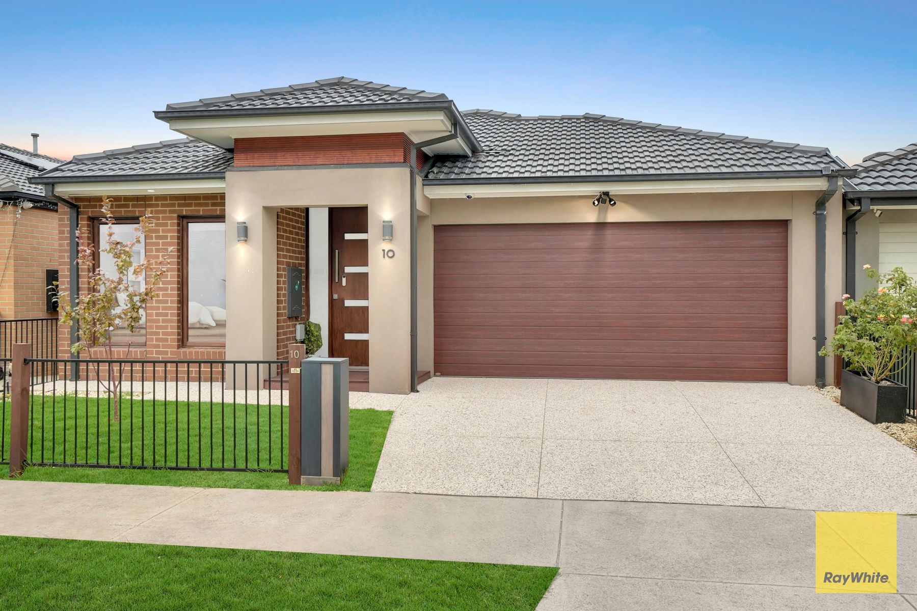 10 Pennyroyal Avenue, Truganina, VIC 3029