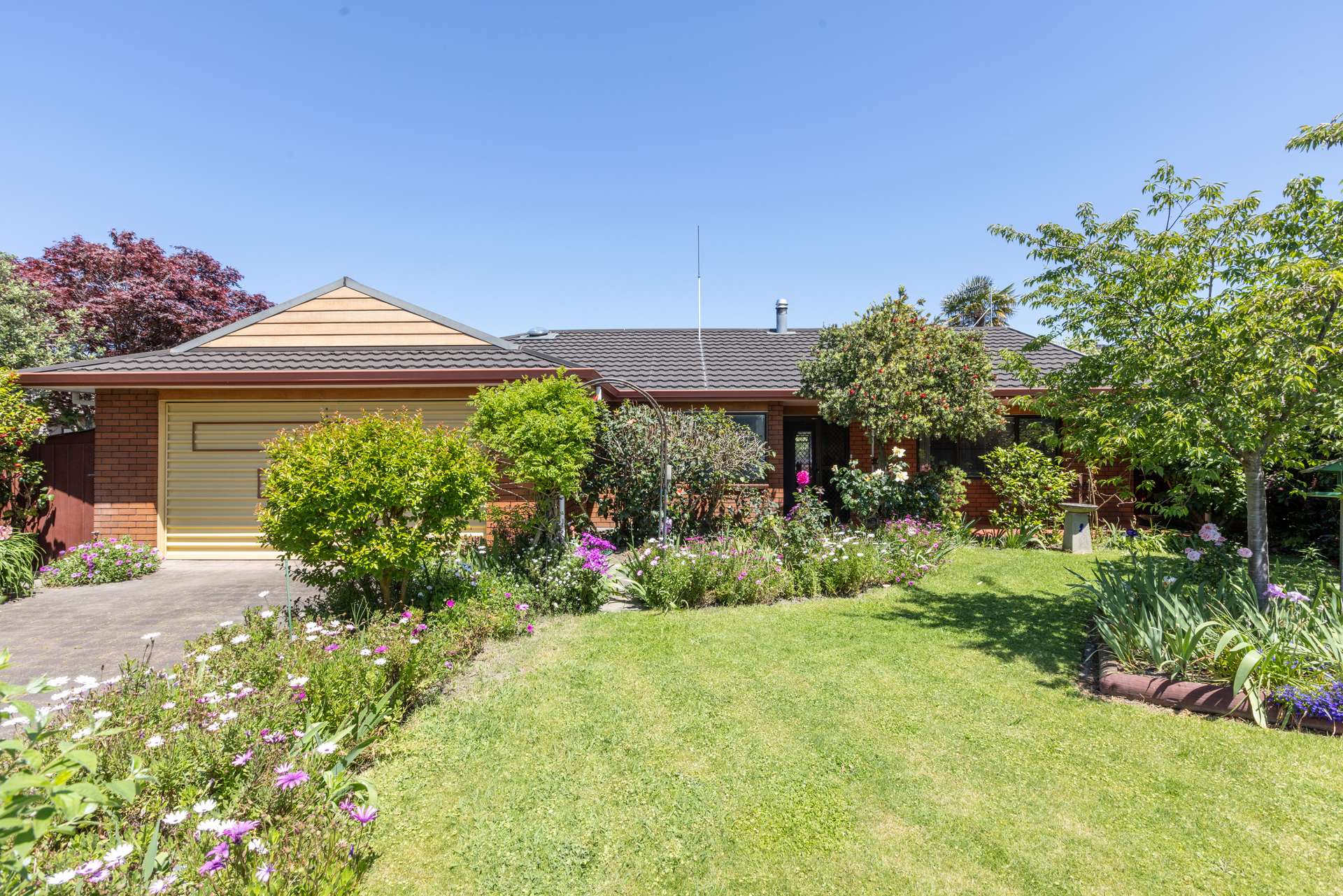 58 Anderson Road photo 0