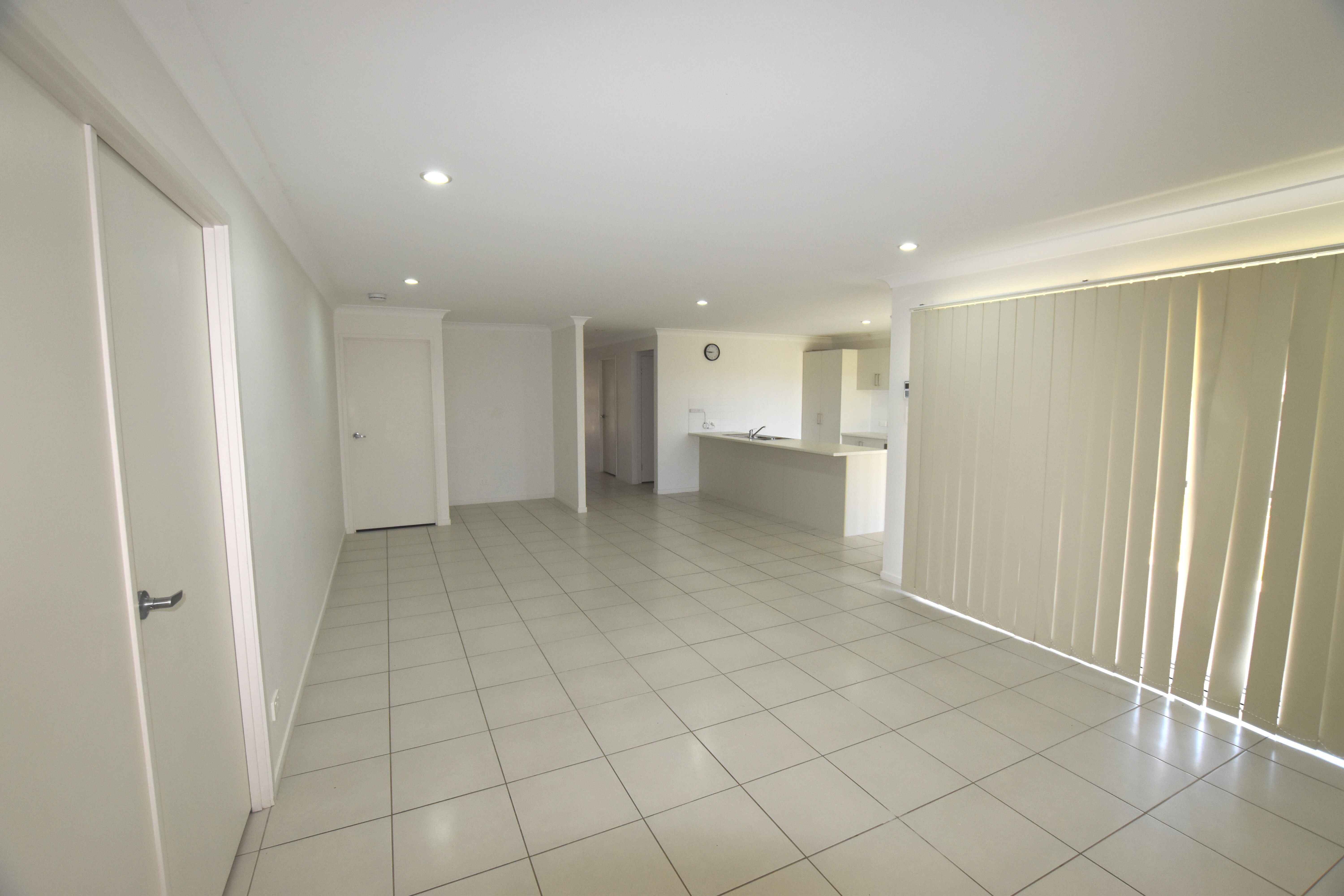 31 Liriope Drive, Kirkwood, QLD 4680