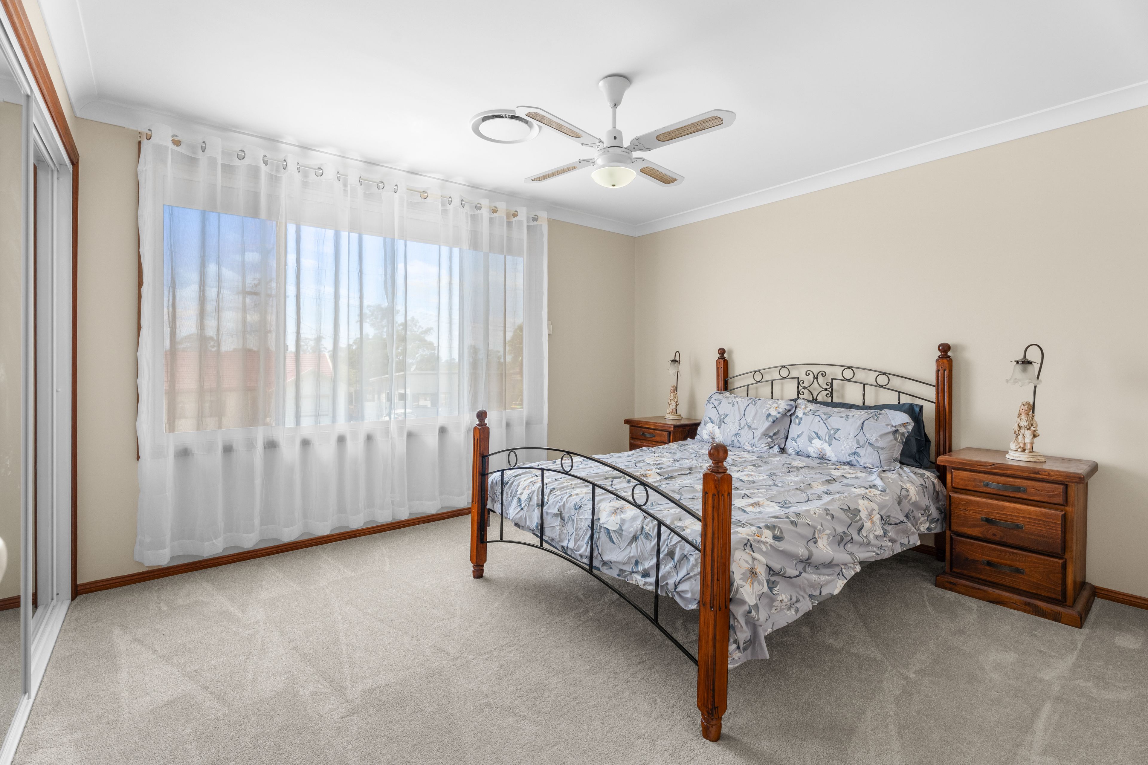 87 College Street, Cambridge Park, NSW