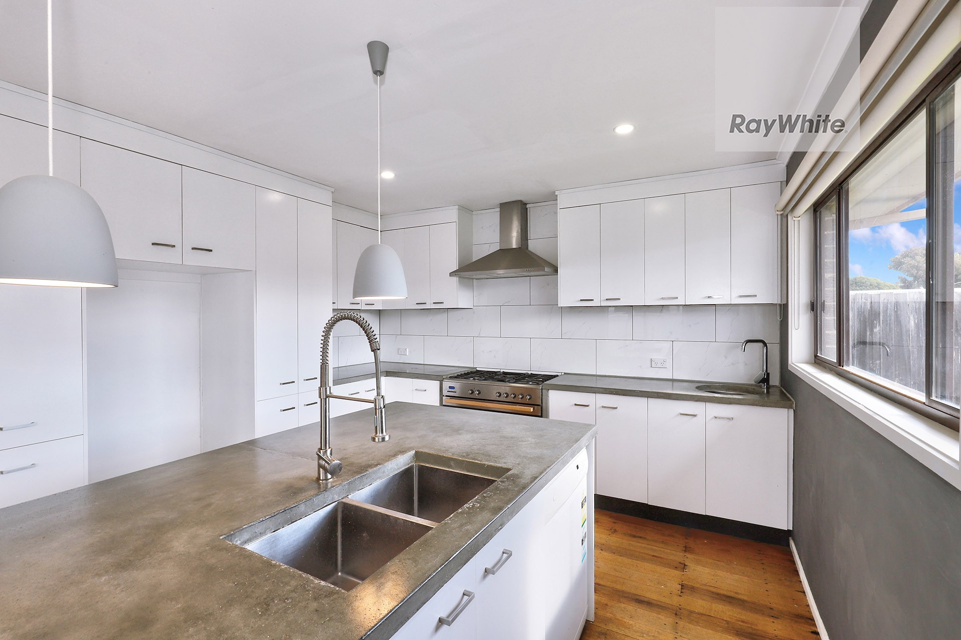 28 Catherine Avenue, Tullamarine, VIC 3043