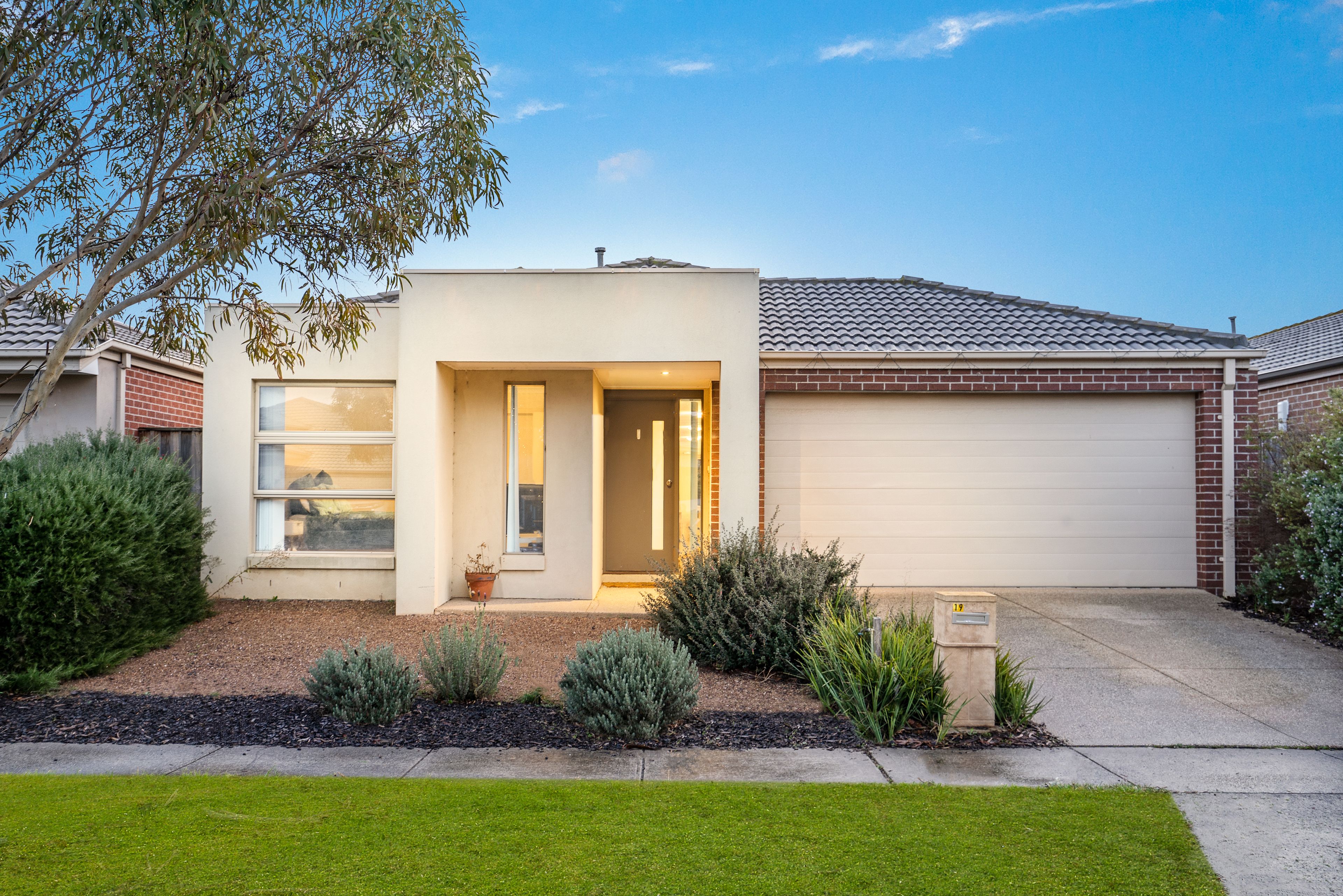 19 Stoneyfell Road, Point Cook VIC 3030