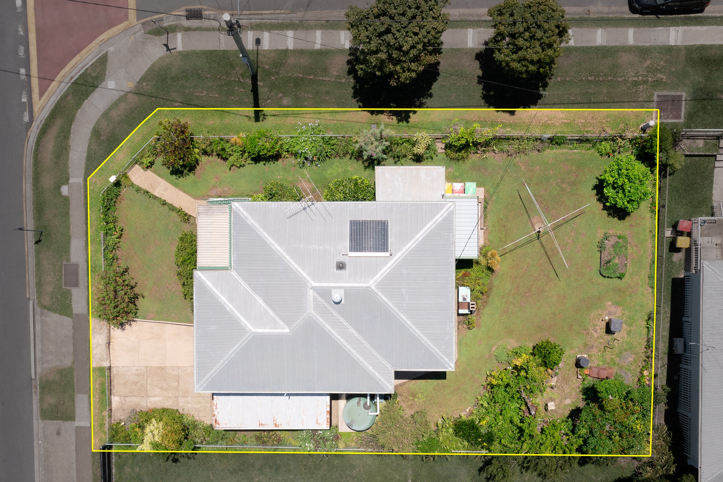 249 Nursery Road, Holland Park, QLD 4121