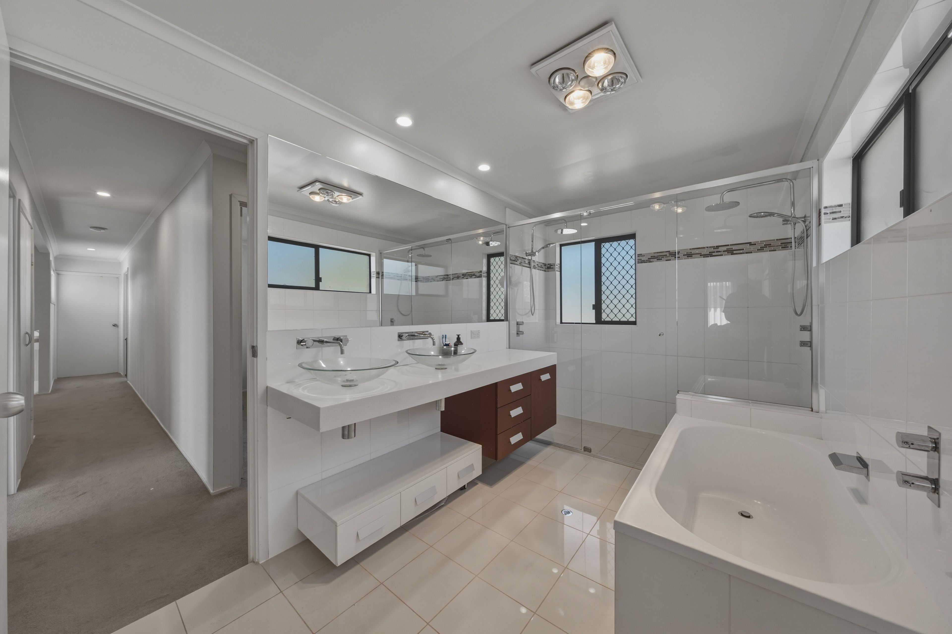 30 Sinatra Crescent — photo 18 of 30
