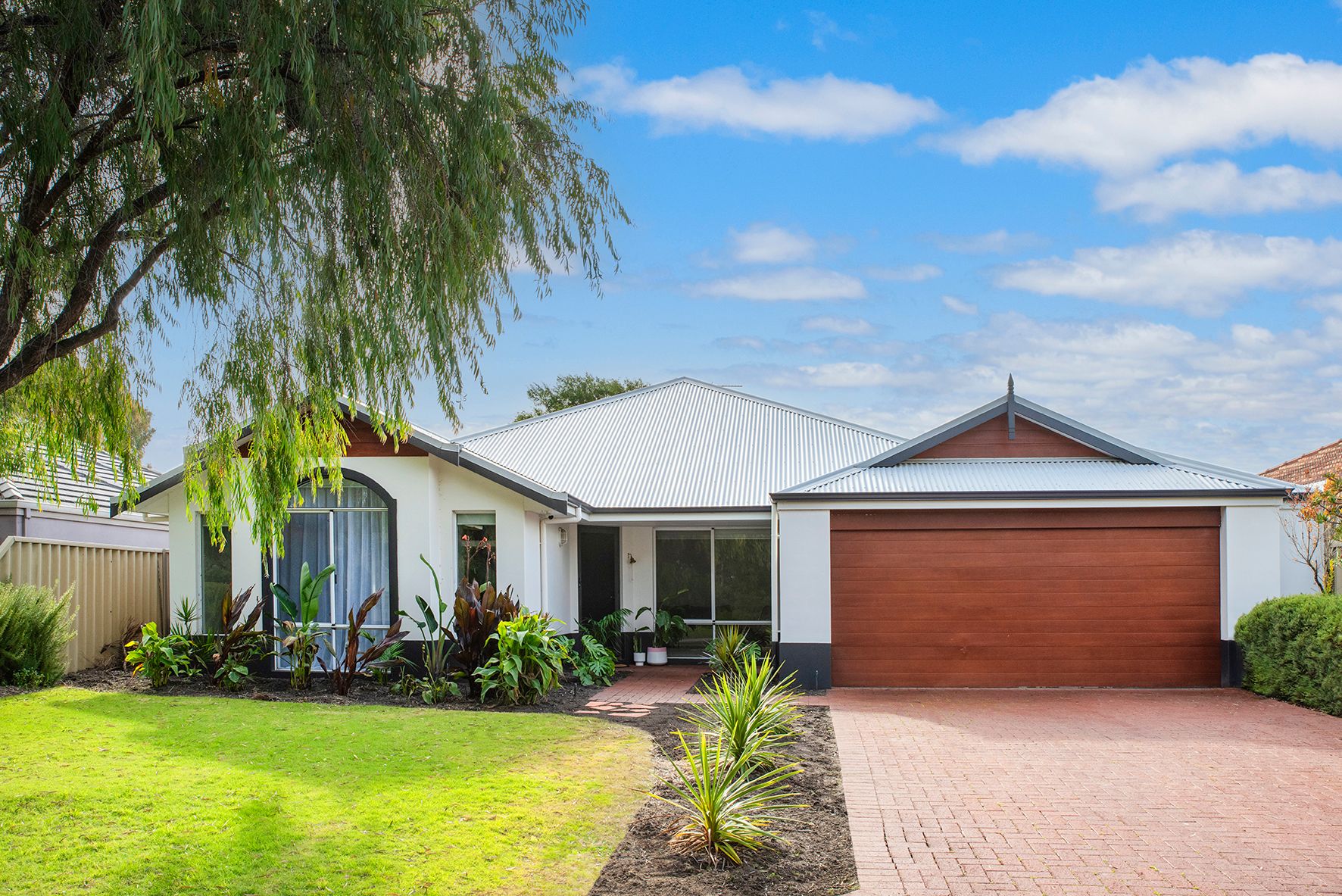 45 Kooljak Road, Broadwater WA 6280