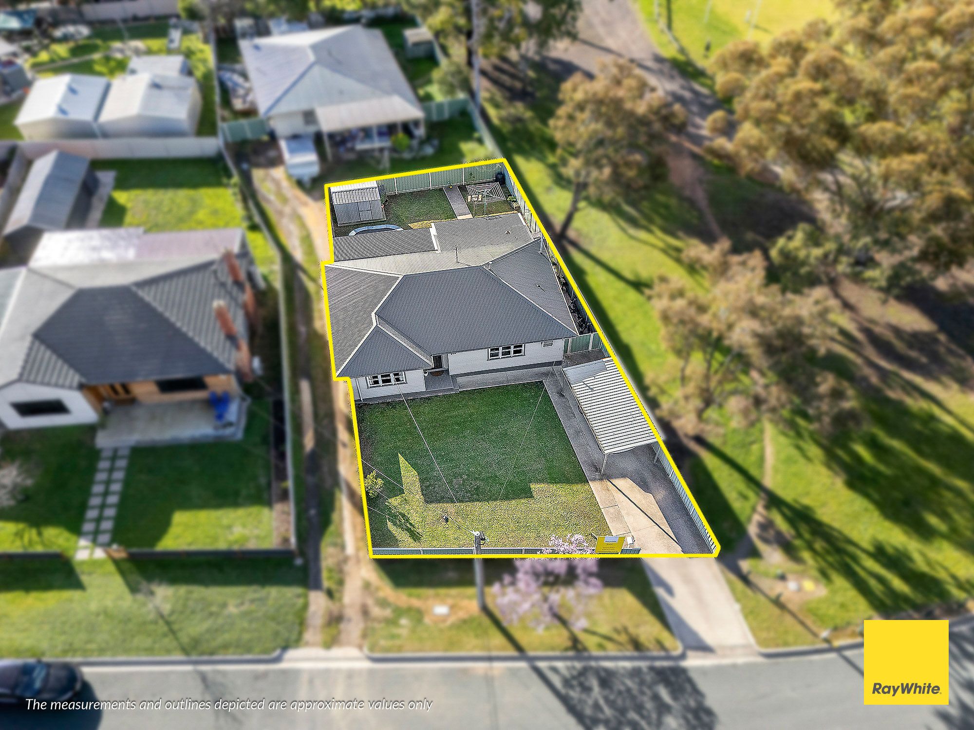 9 Hollow Street — photo 16 of 17