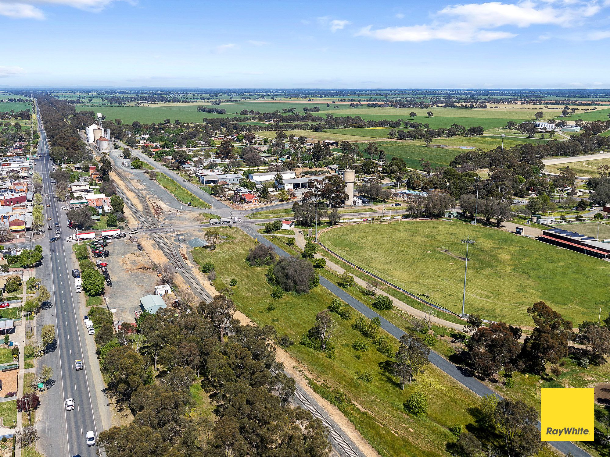 112 Campaspe Street — photo 9 of 12