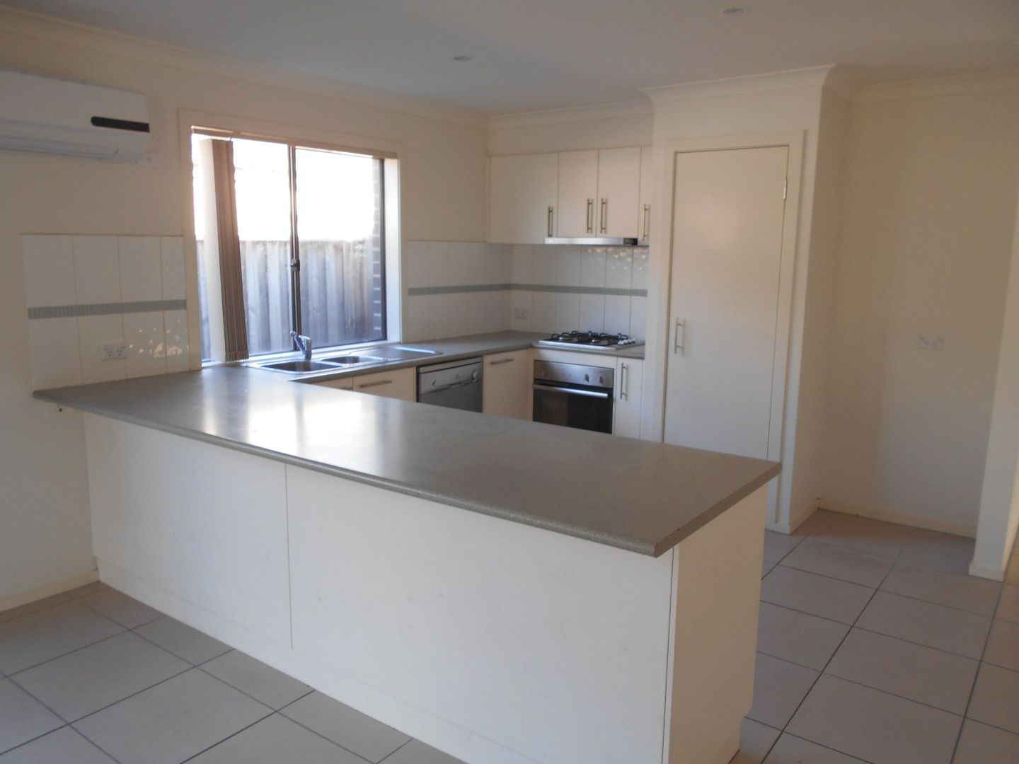 12 Islington Avenue, Cranbourne North, VIC 3977