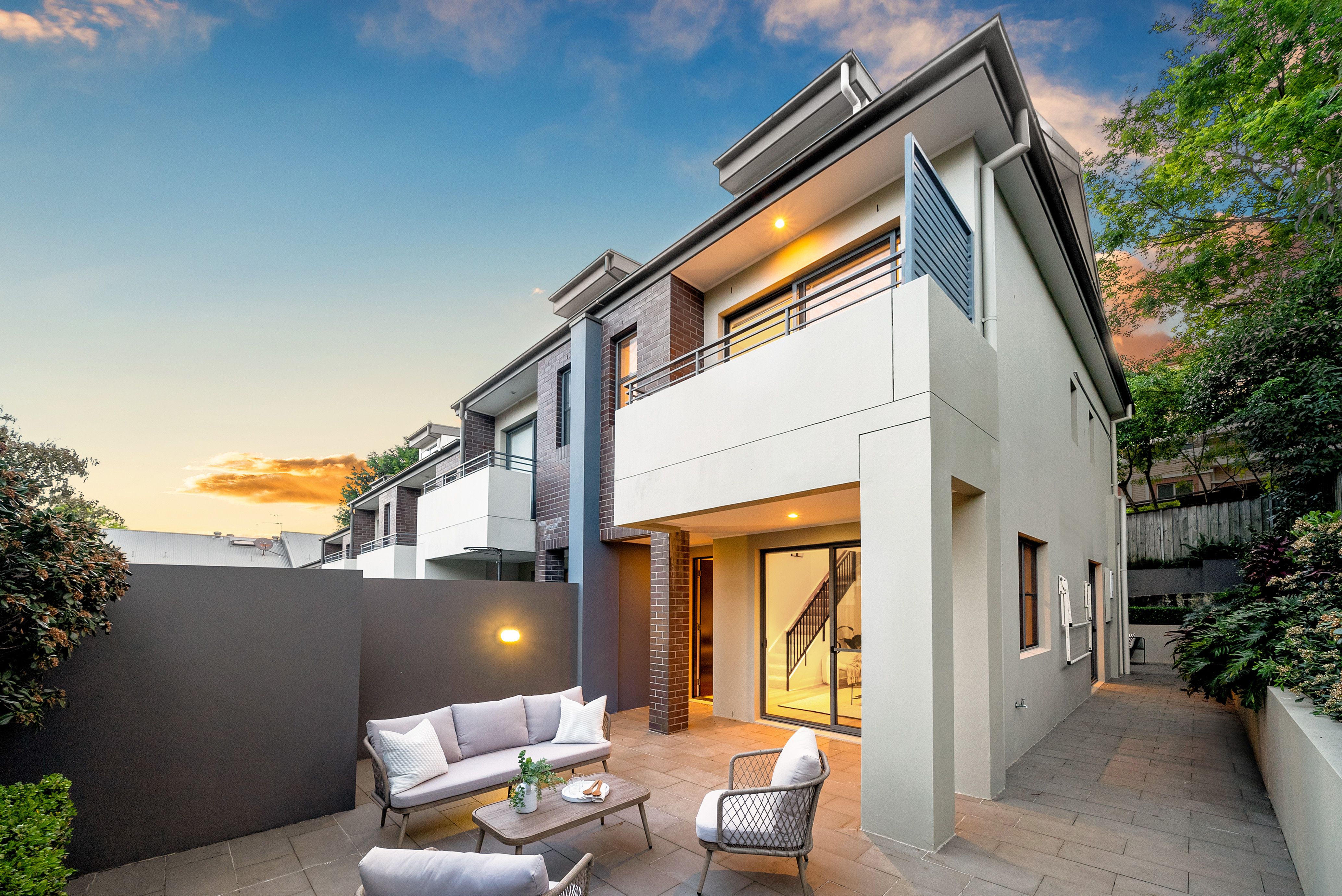 2 Hamilton Avenue, Naremburn NSW 2065