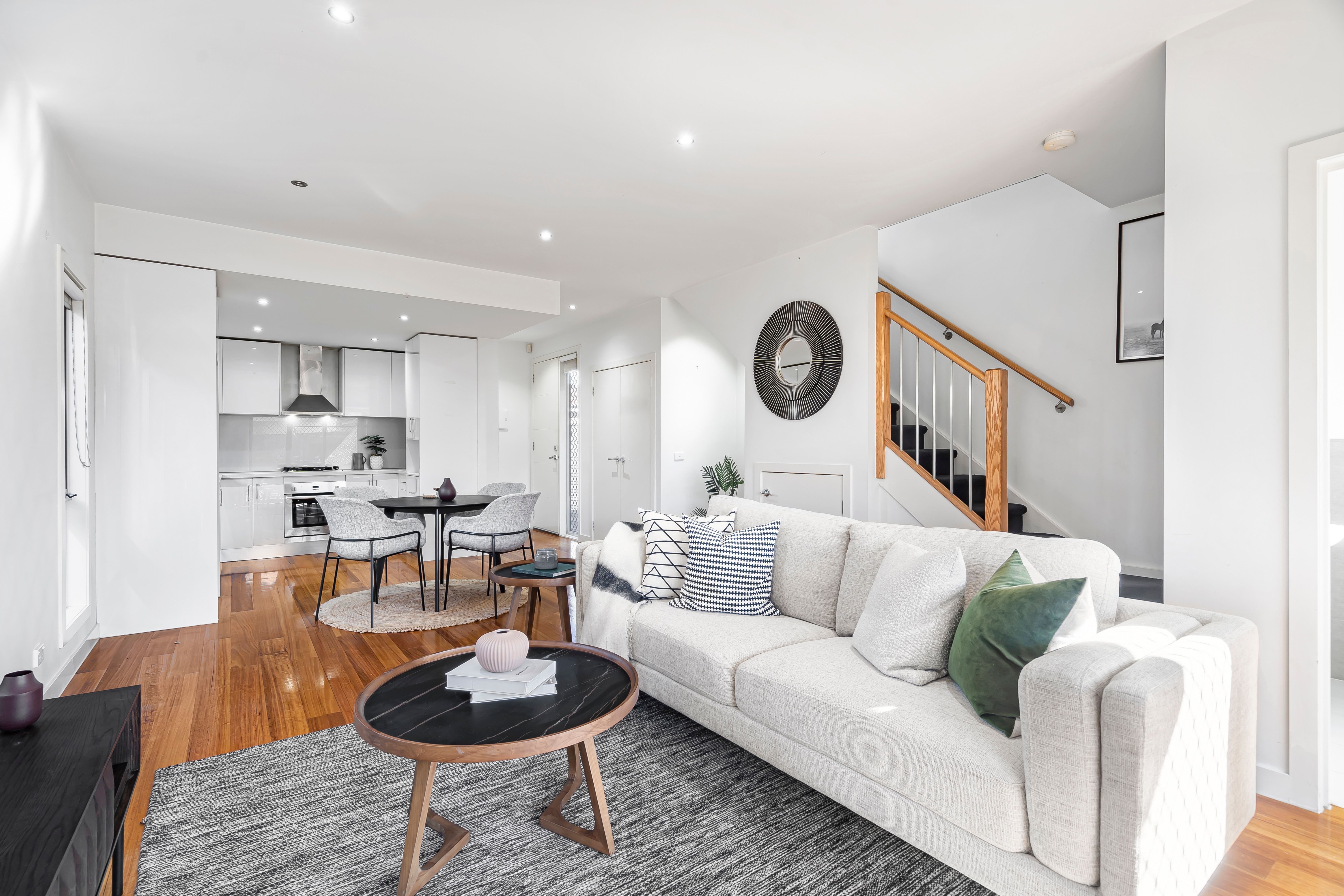 2/90 Arundel Avenue, Reservoir, VIC 3073