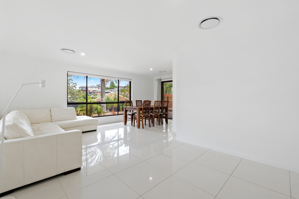 6 Pauline Place, Highland Park, QLD 4211