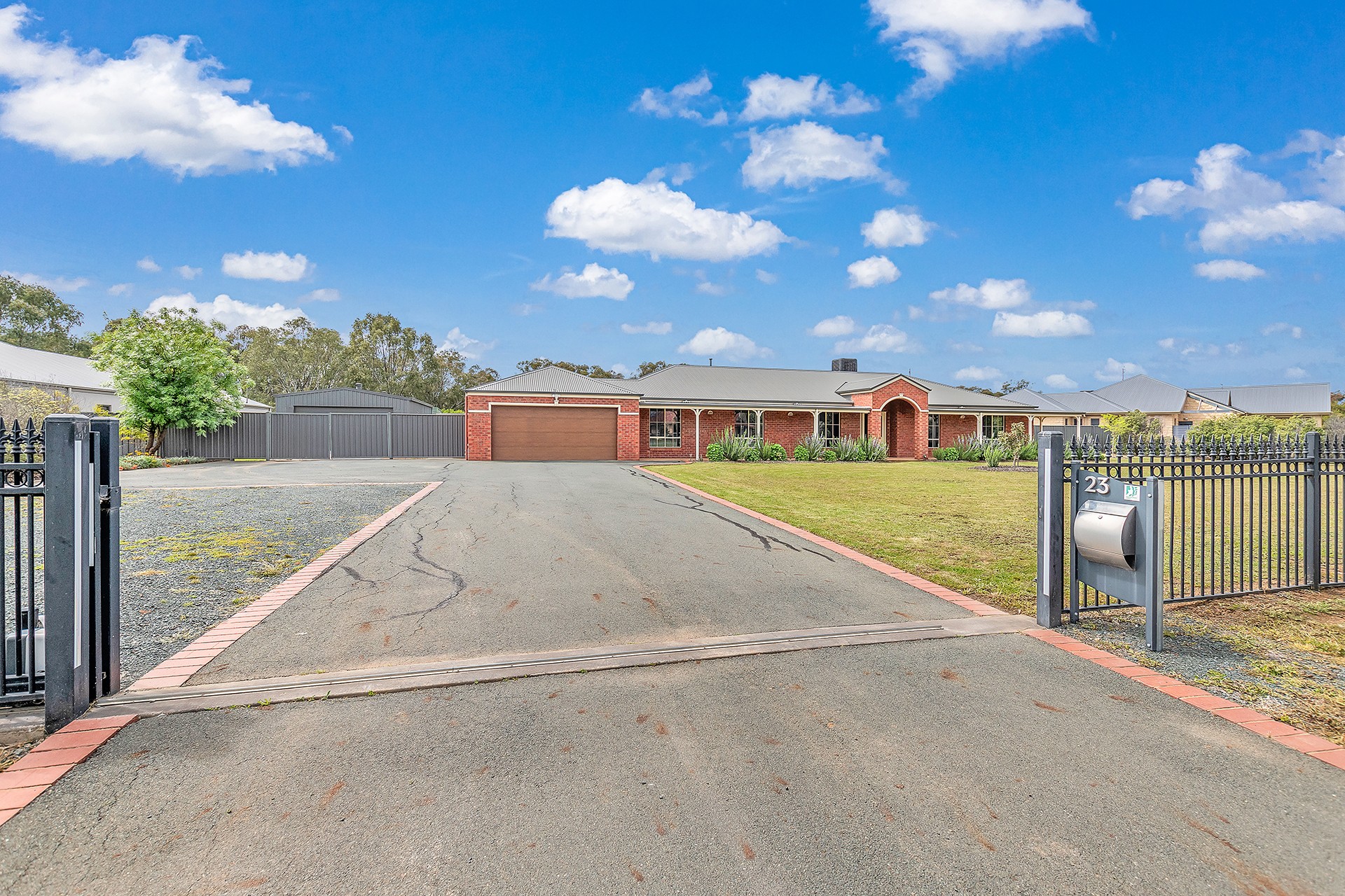 23 Chelsworth Drive, Echuca, VIC 3564