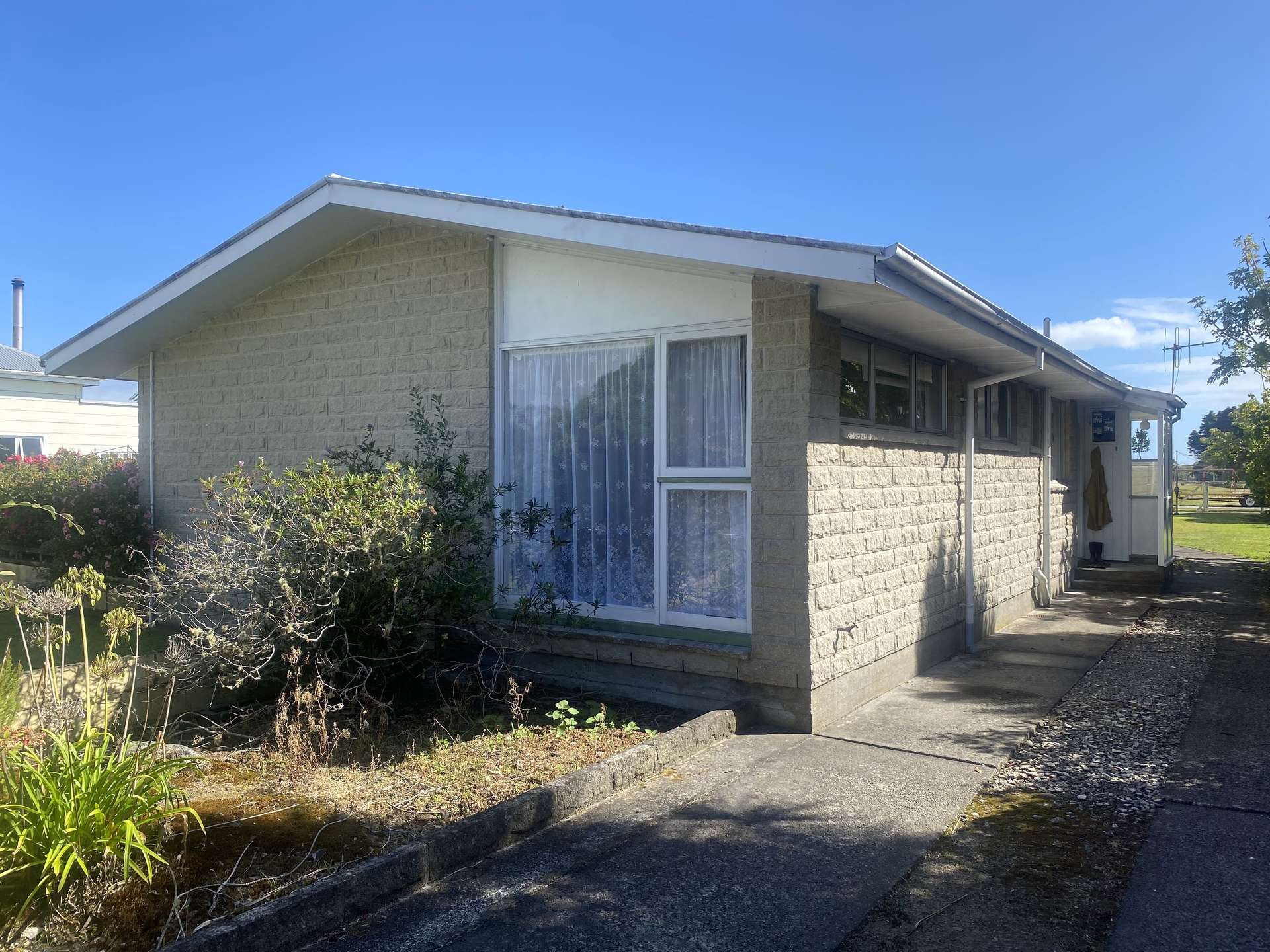 115 Brougham Street photo 15
