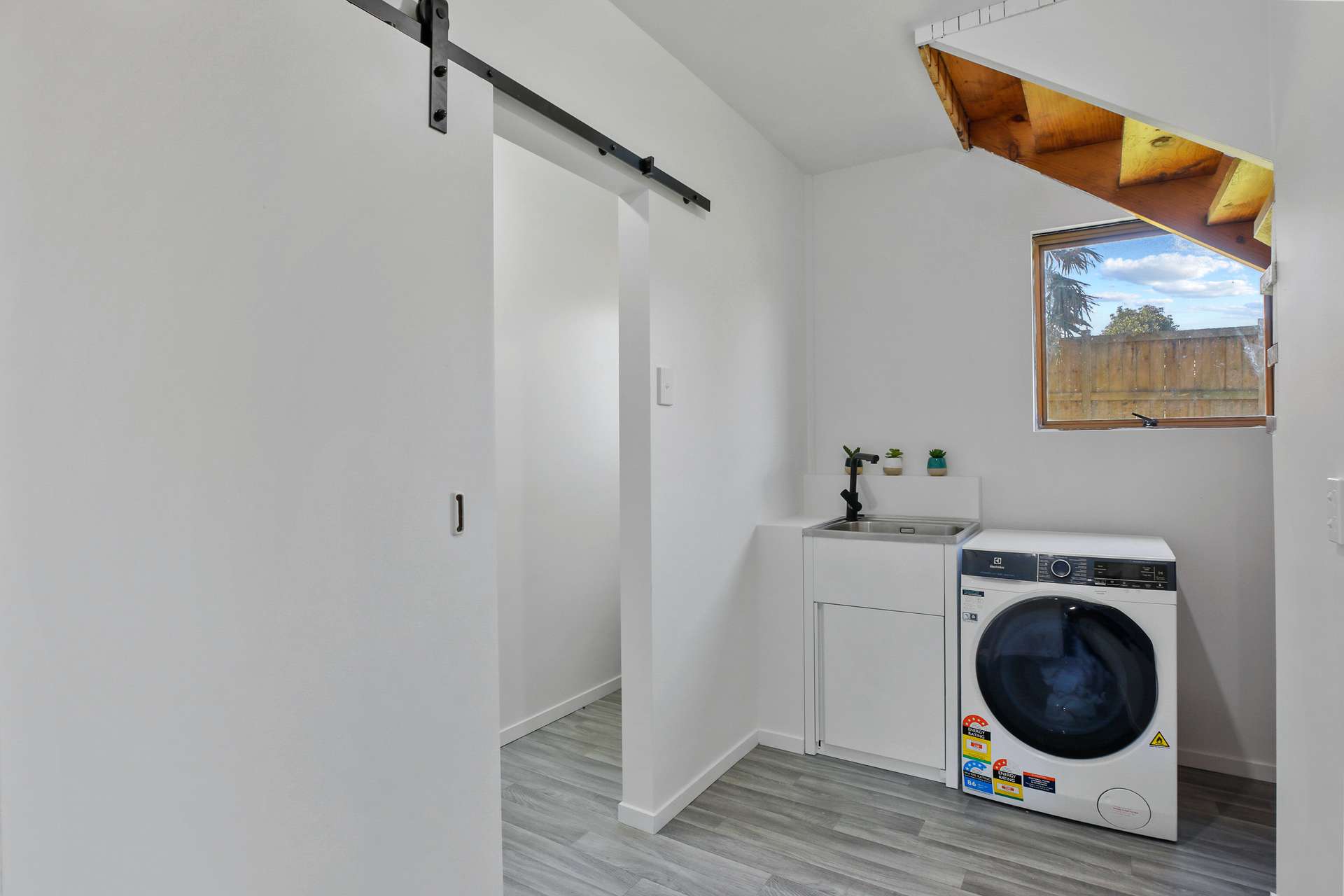 56A Whitmore Street photo 12