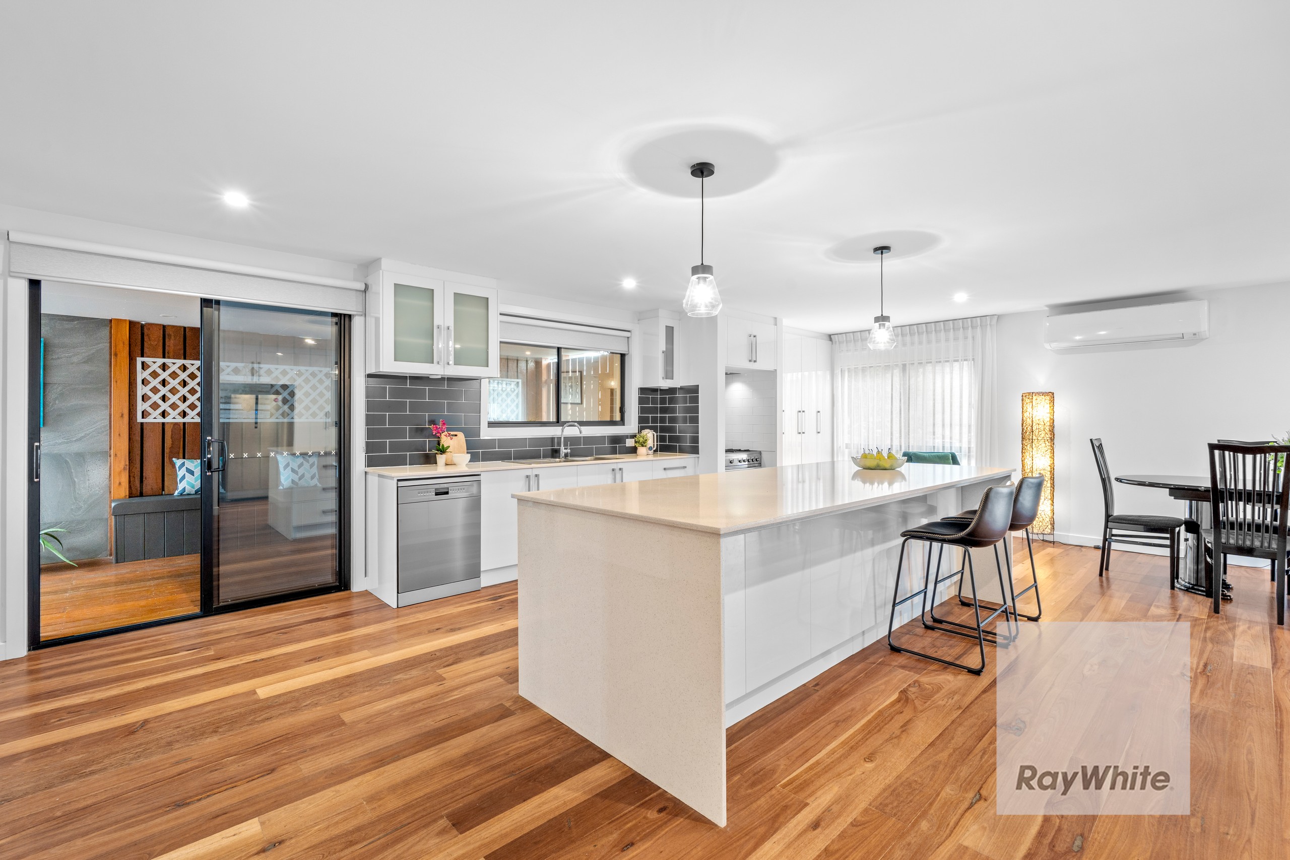 1/2 Huon Court, Bundoora, VIC 3083