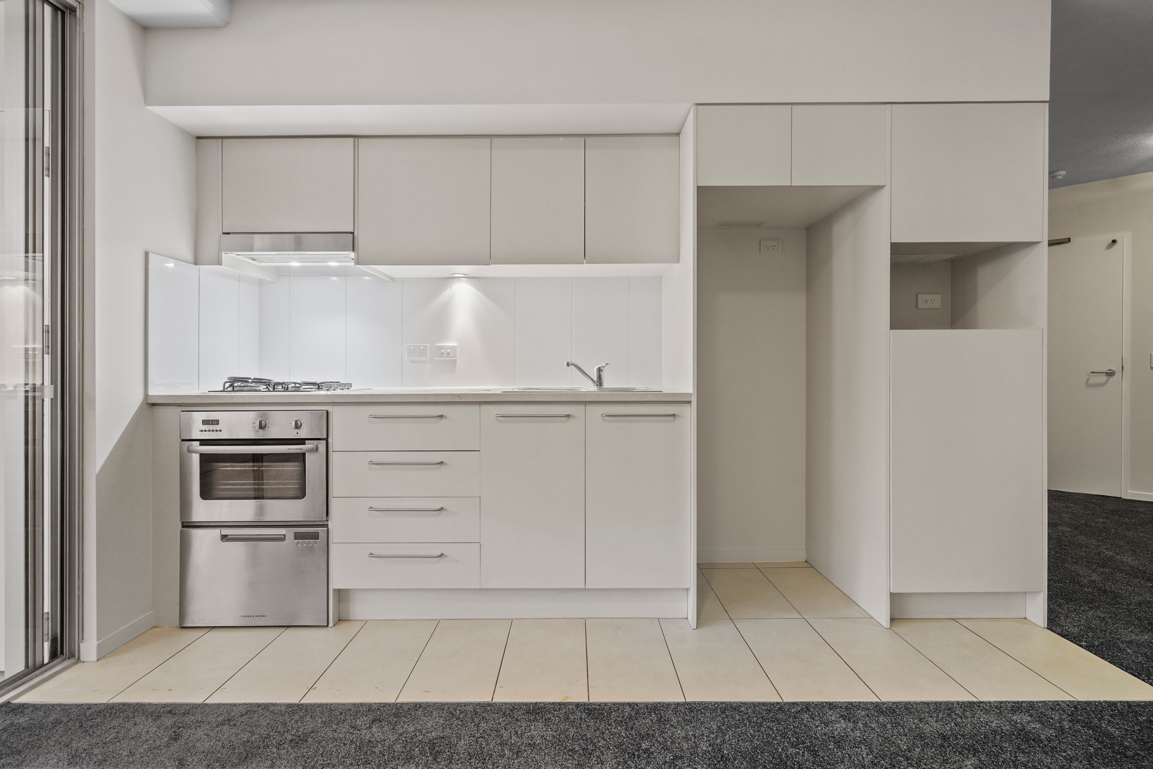 3305/22 Carraway Street — photo 3 of 10