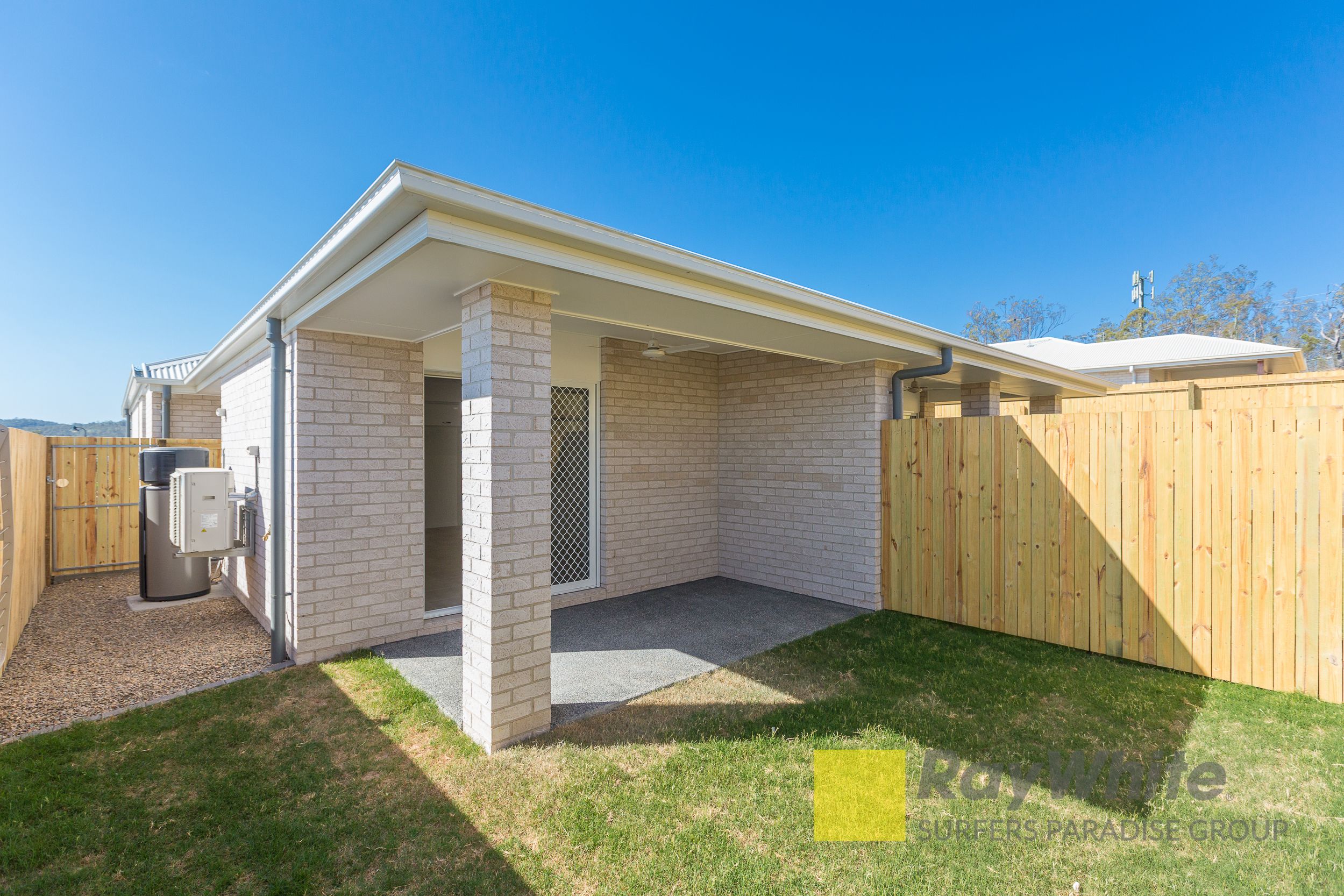 2/10 Bladensburg Street, South Ripley, QLD 4306